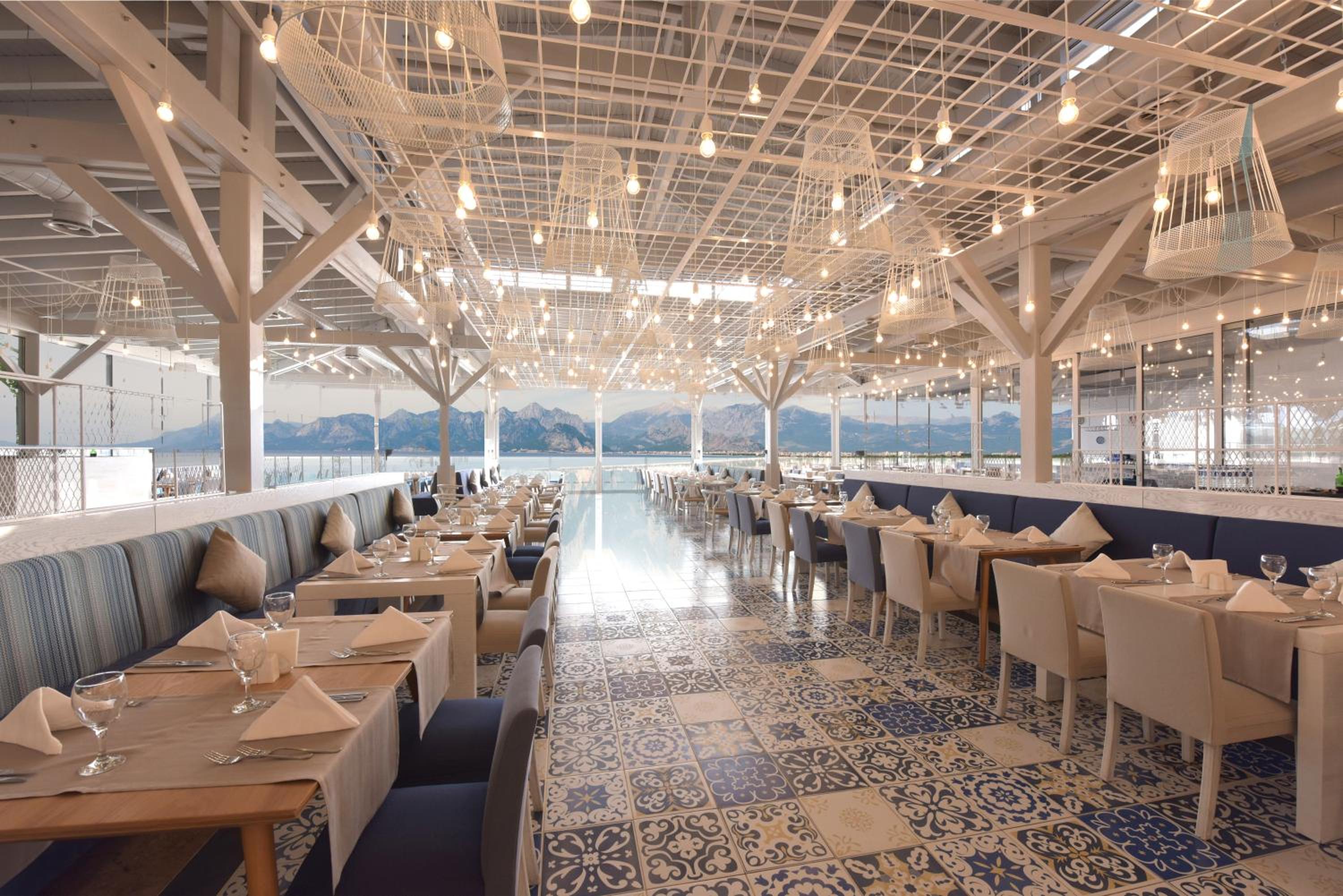 Ramada Plaza Antalya - Image 31