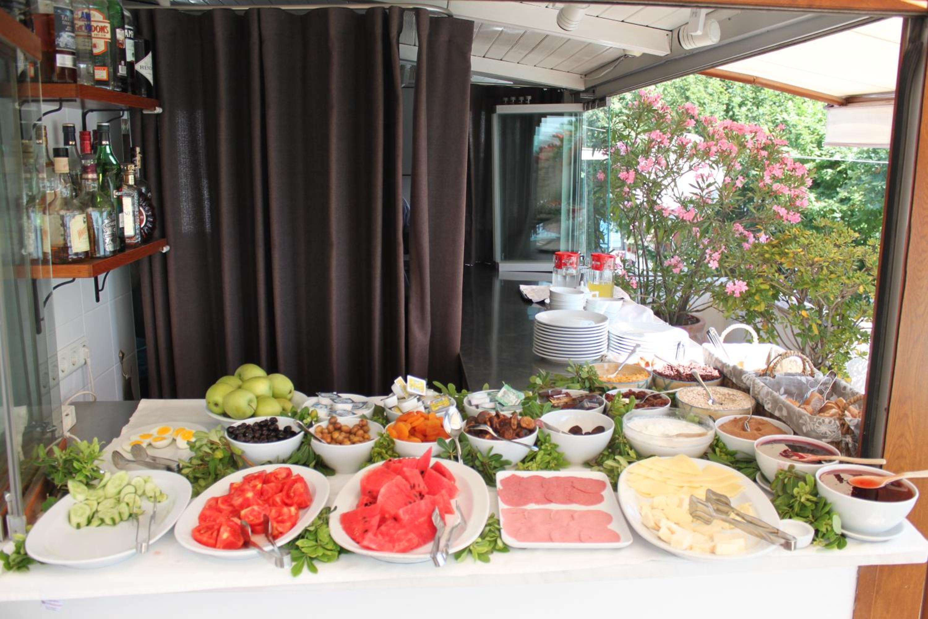 Sari Konak Otel - Image 15