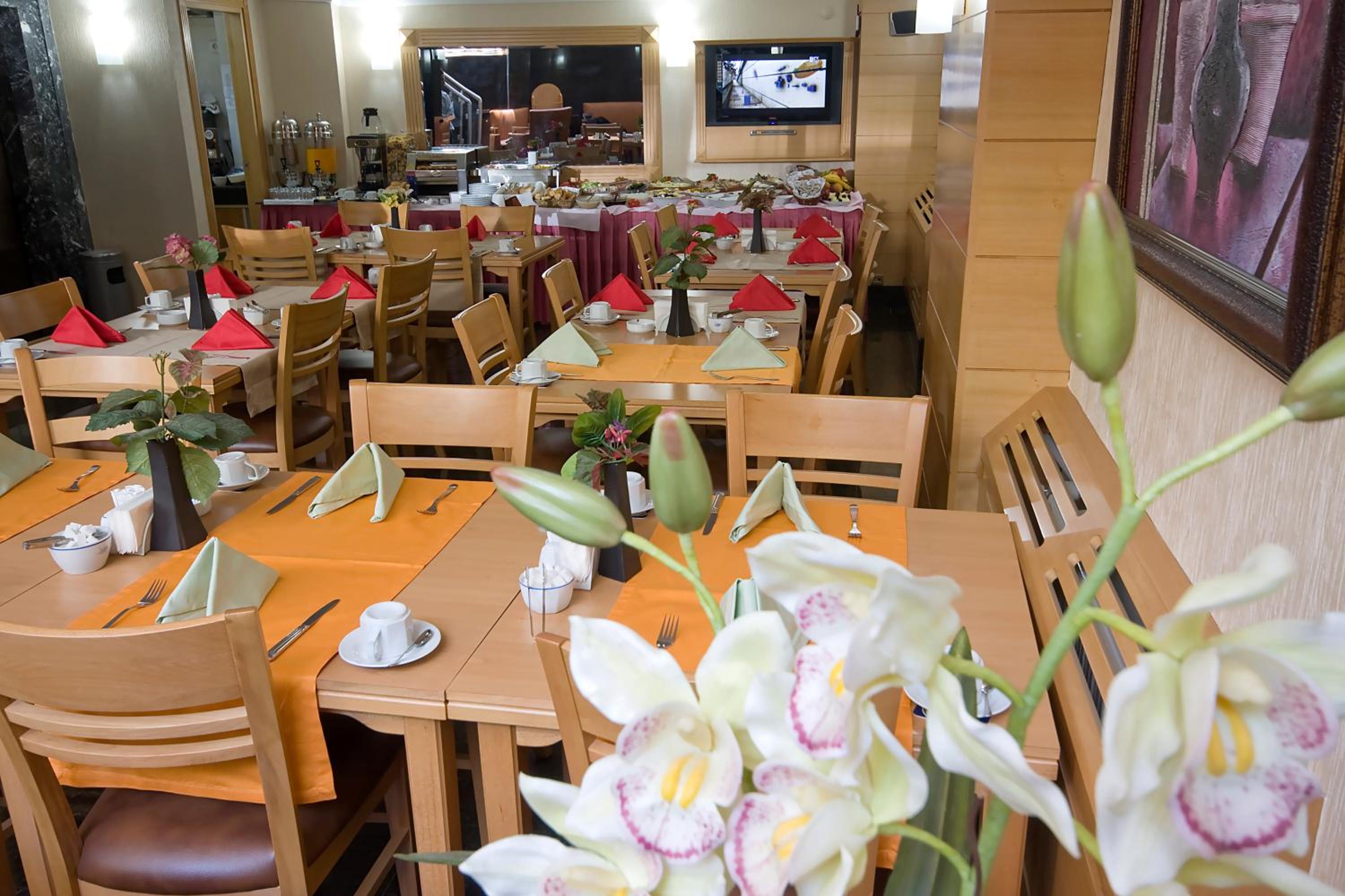Park Star Otel Taksim - Image 15