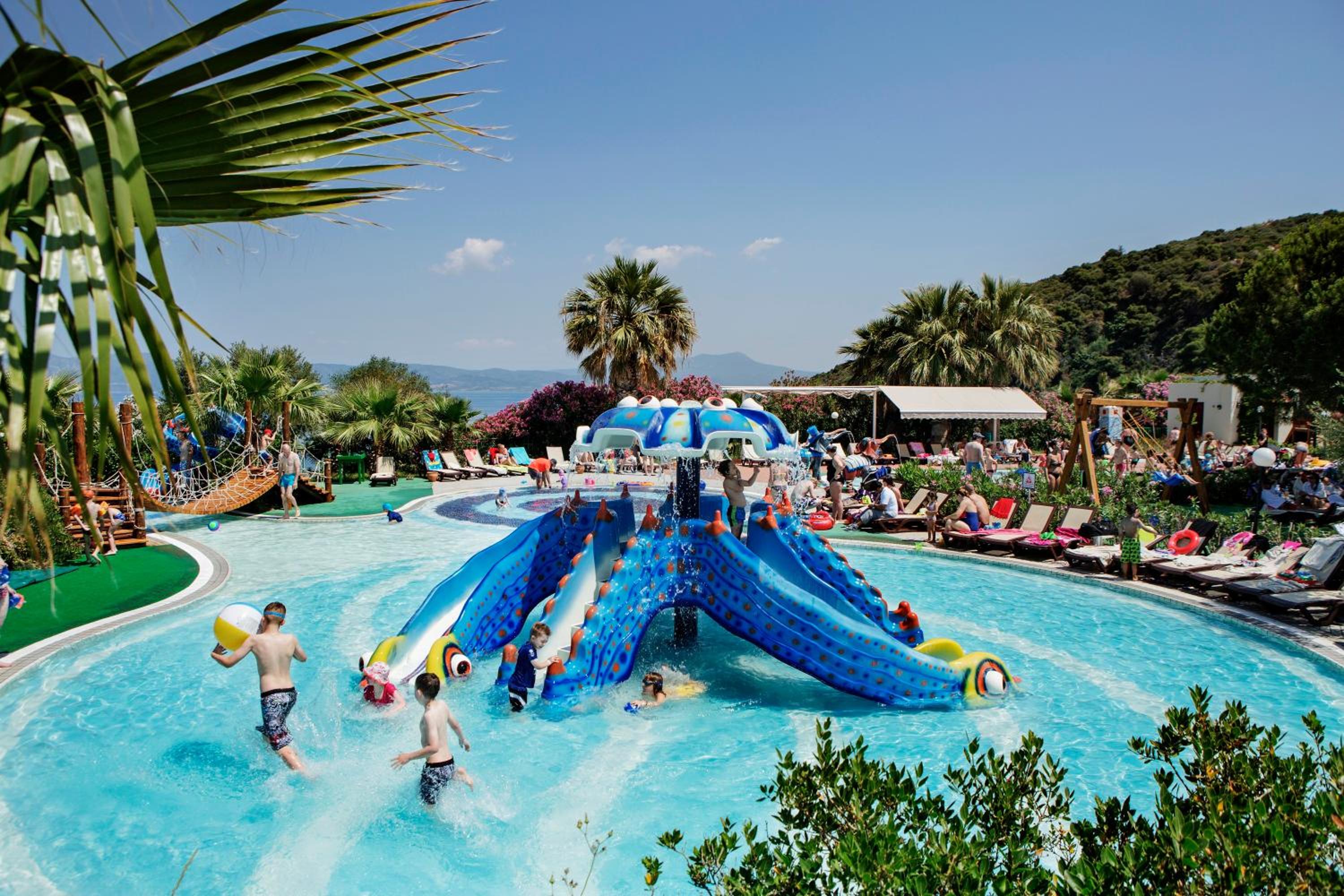 Pine Bay Holiday Resort - Image 11