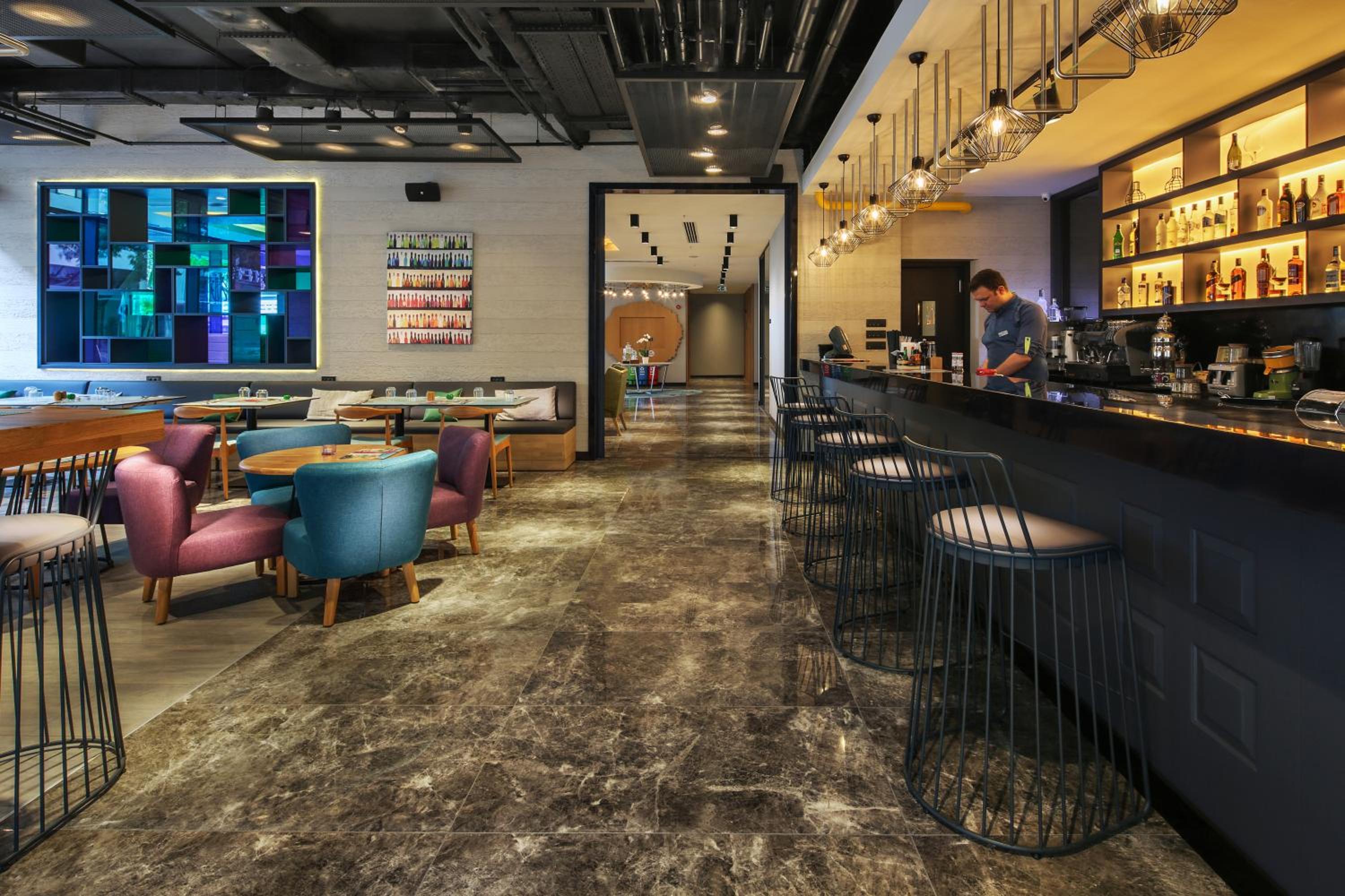 Park Inn by Radisson İzmir - Image 74