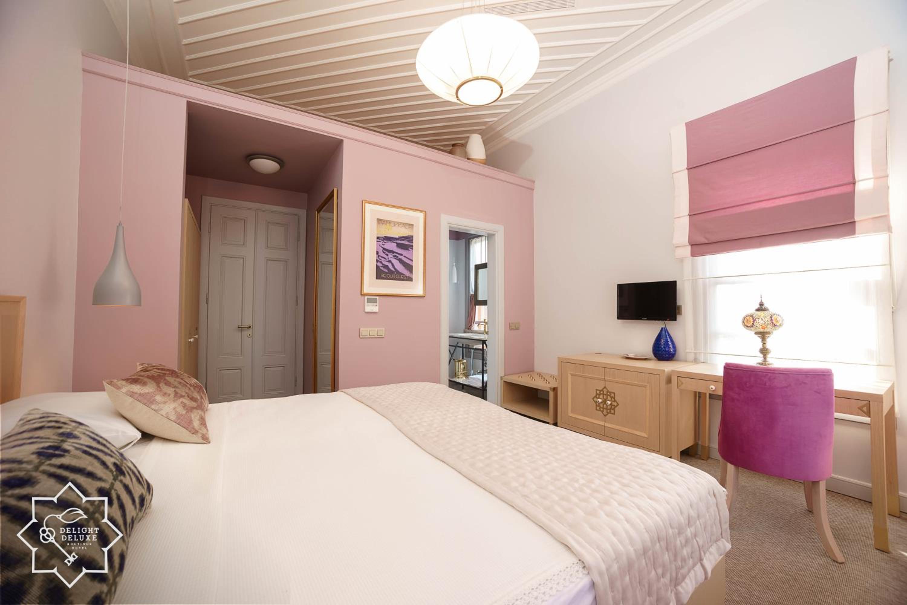 Delight Deluxe Hotel - Image 20