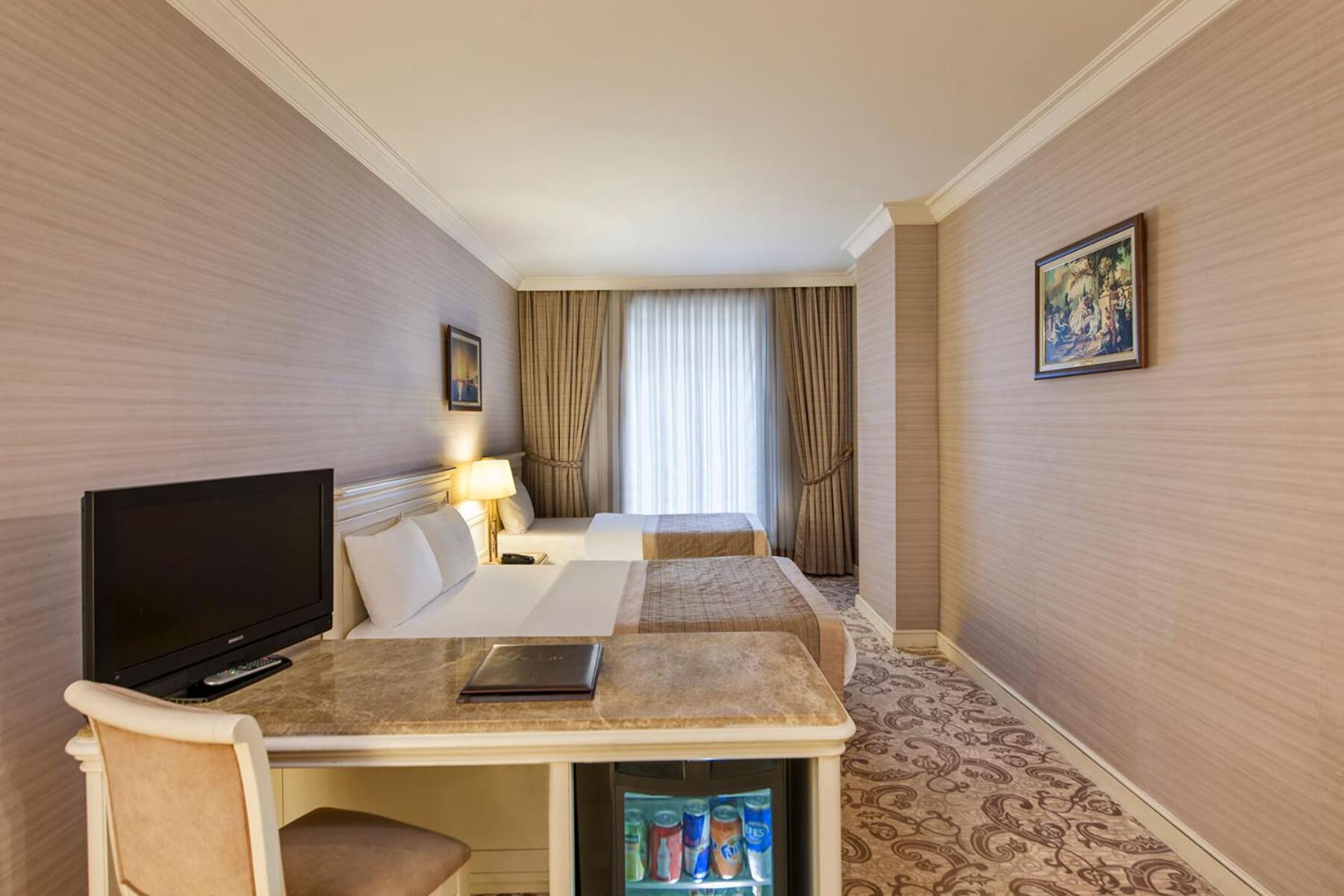 Elite World Comfy Istanbul Taksim - Image 34