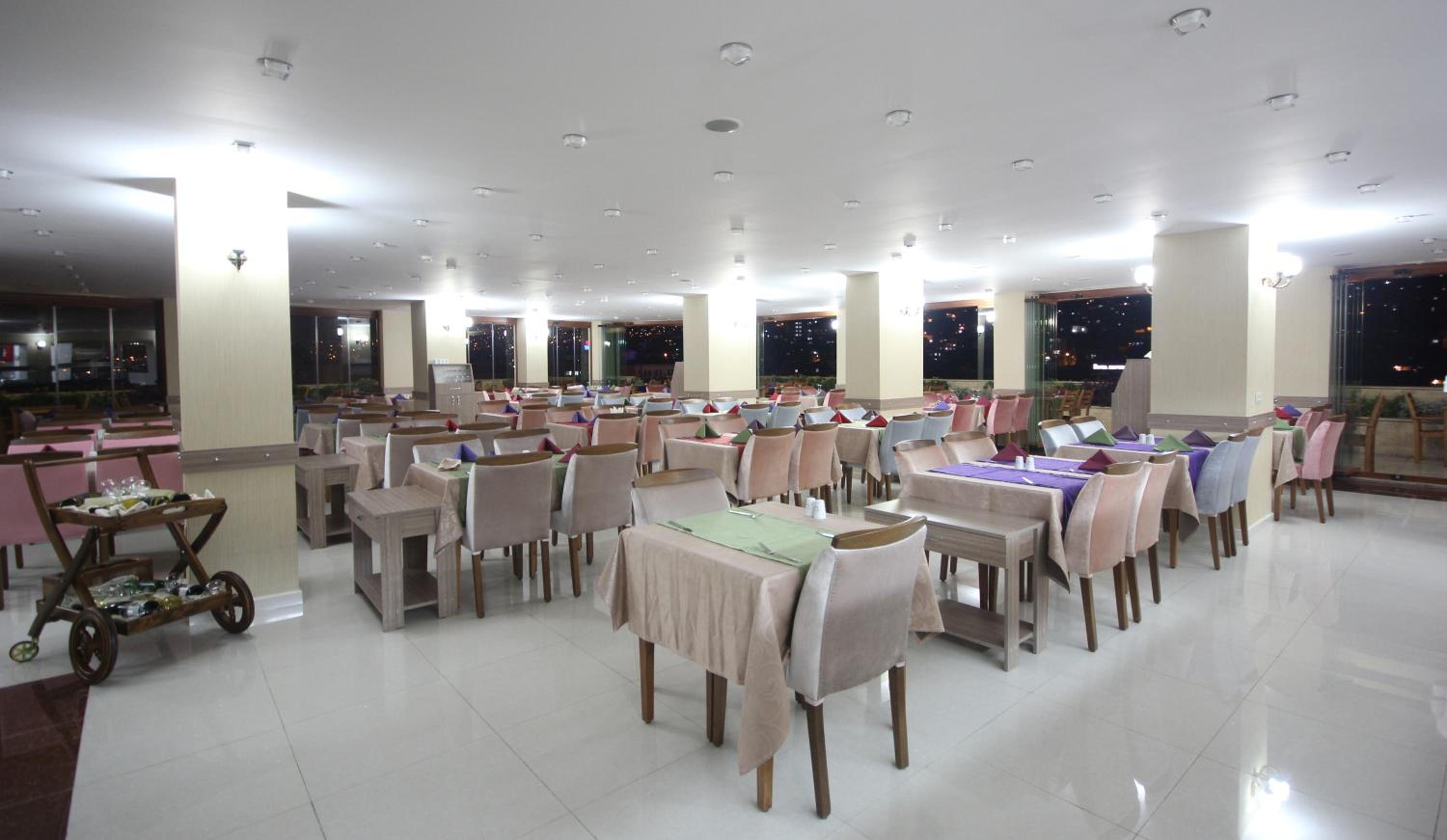 Grand Corner Boutique Hotel - Image 31