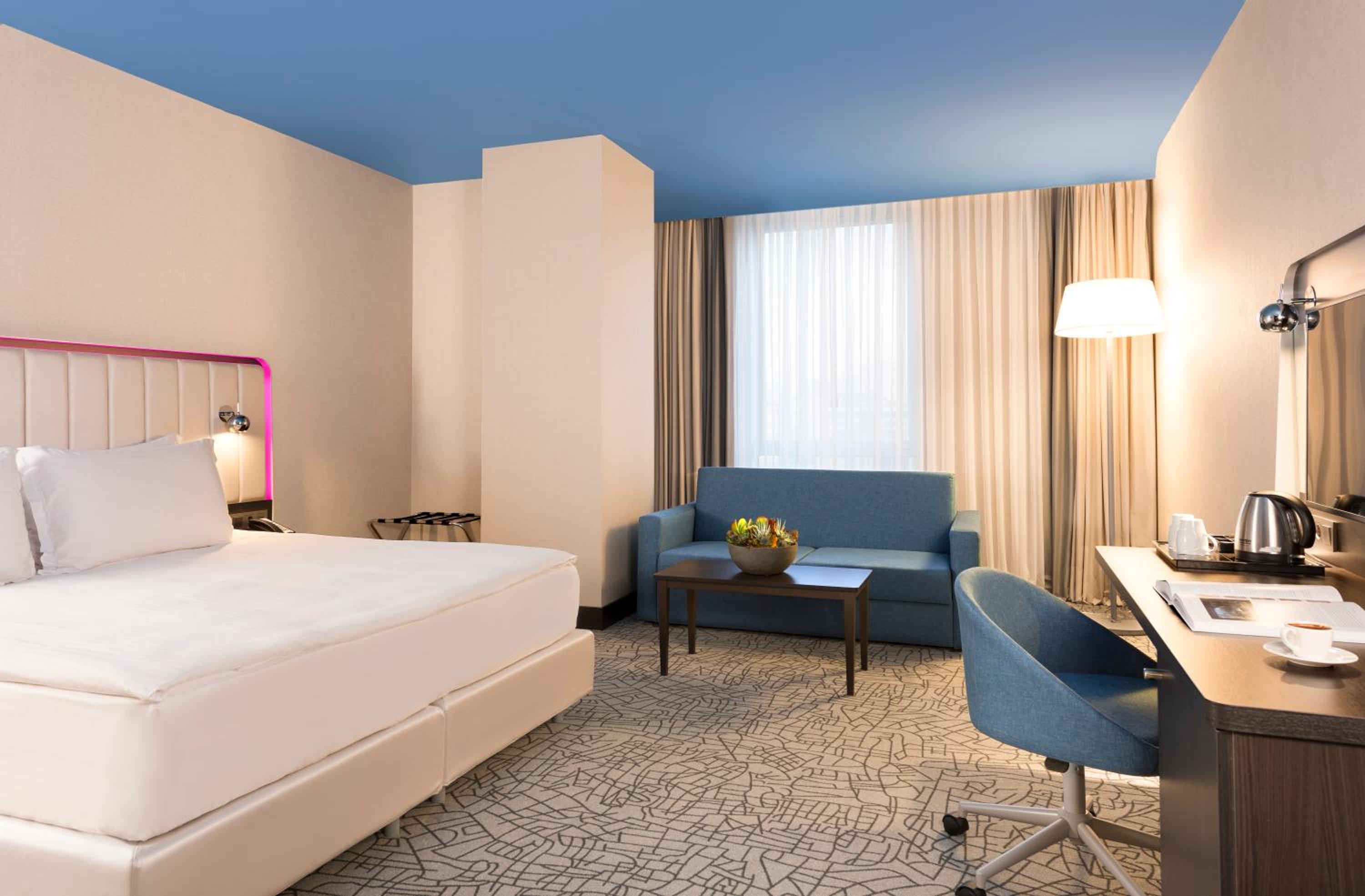 Park Inn by Radisson İstanbul Atasehir - Image 49