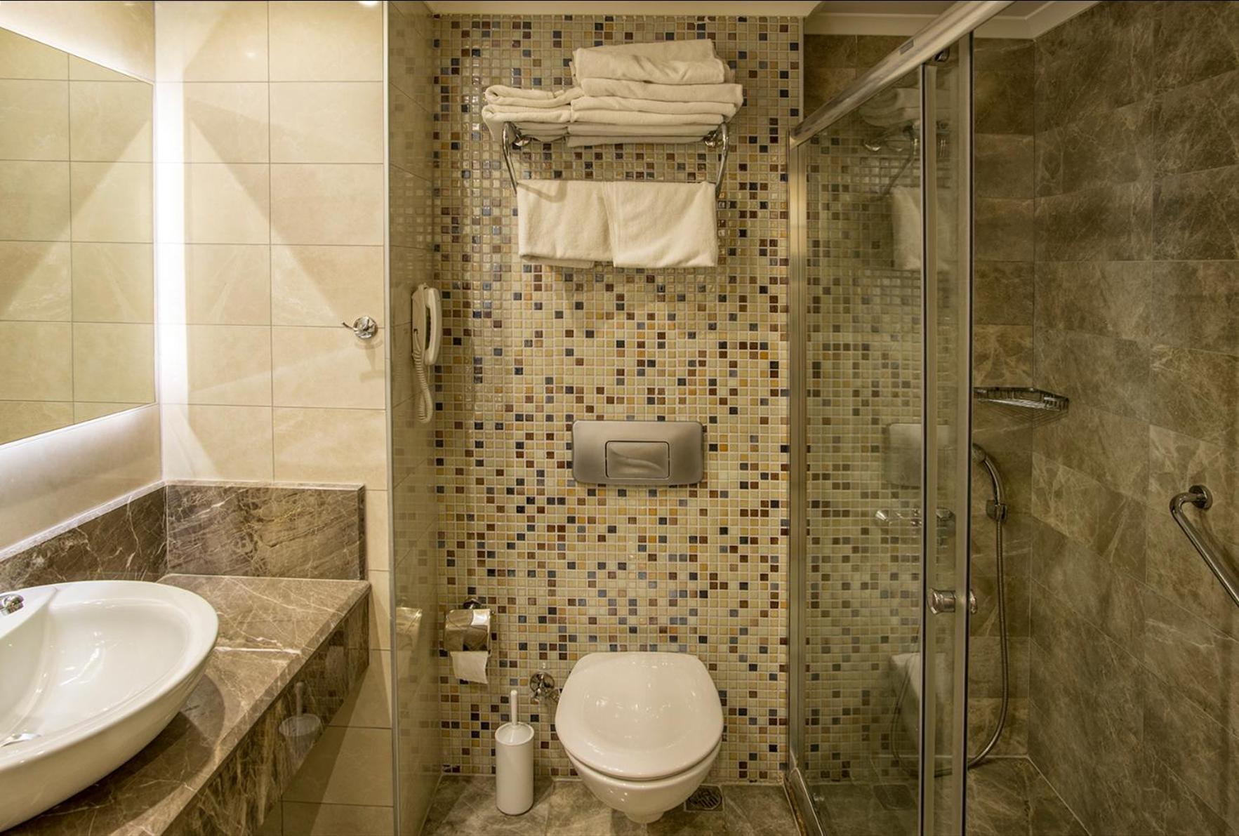 Riviera Hotel & Spa - Image 17