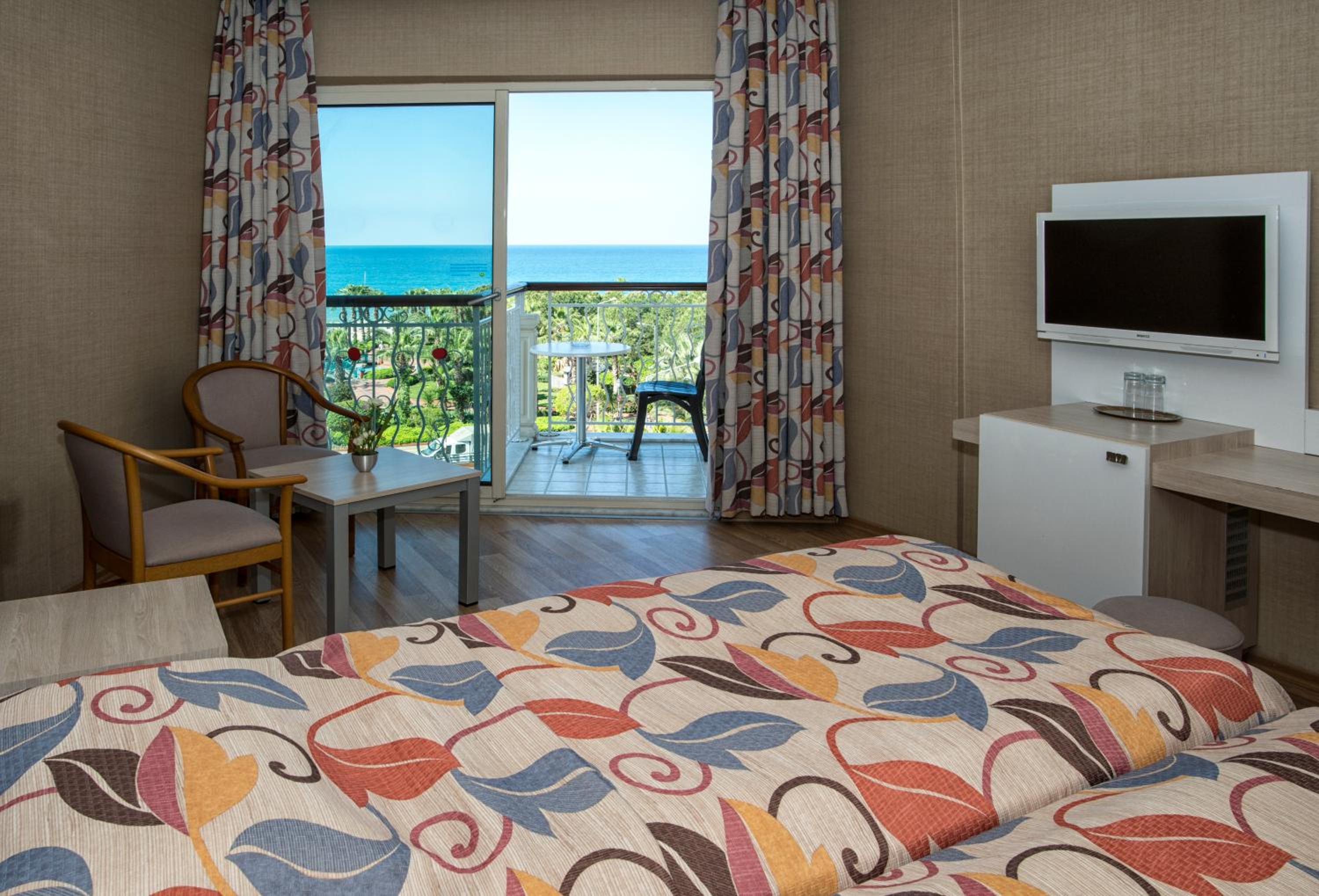 Riviera Hotel & Spa - Image 16
