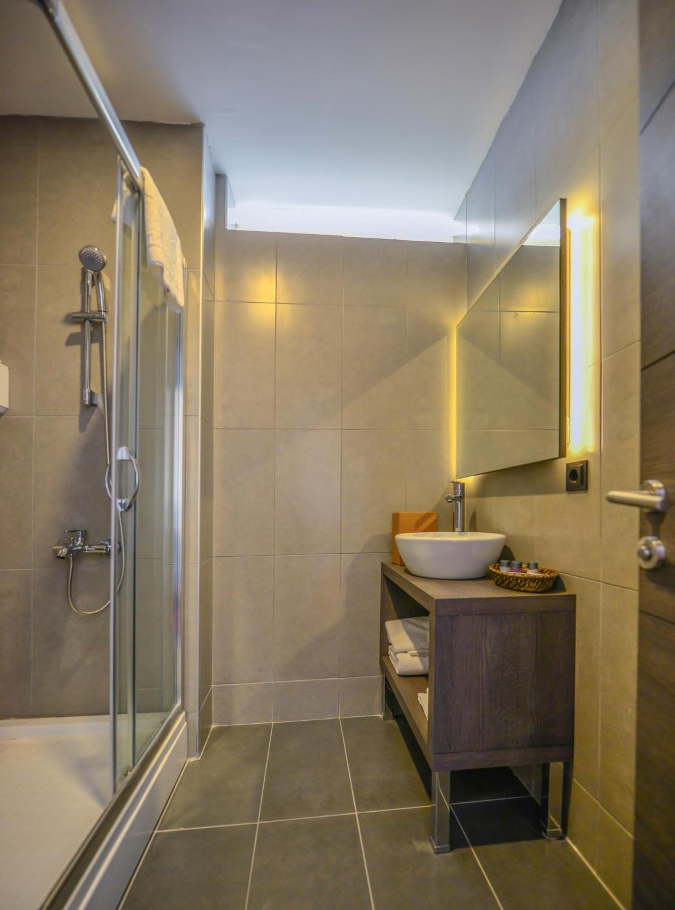 A11 Otel Atasehir - Image 34