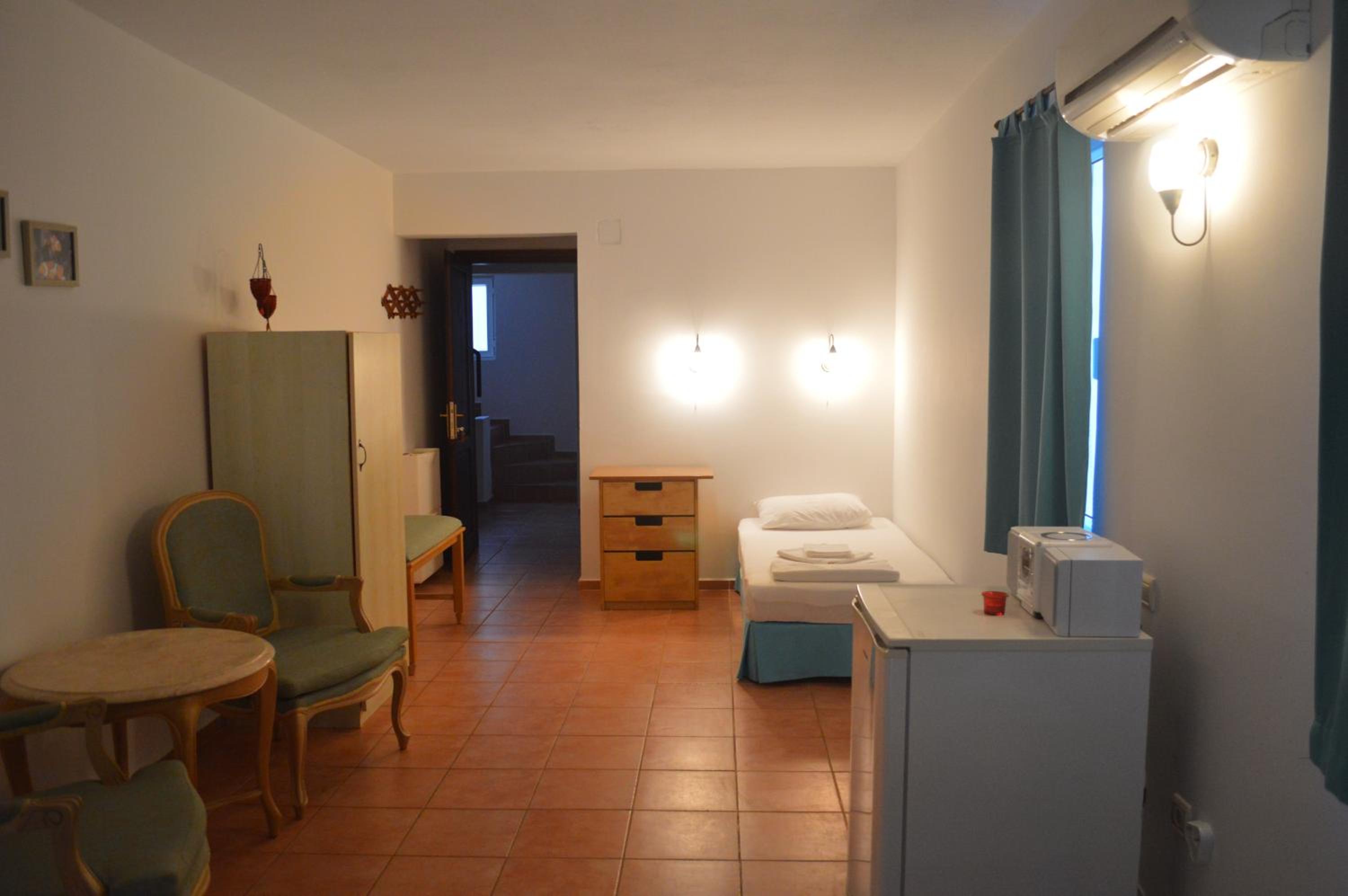 Miramar Pansiyon - Image 43