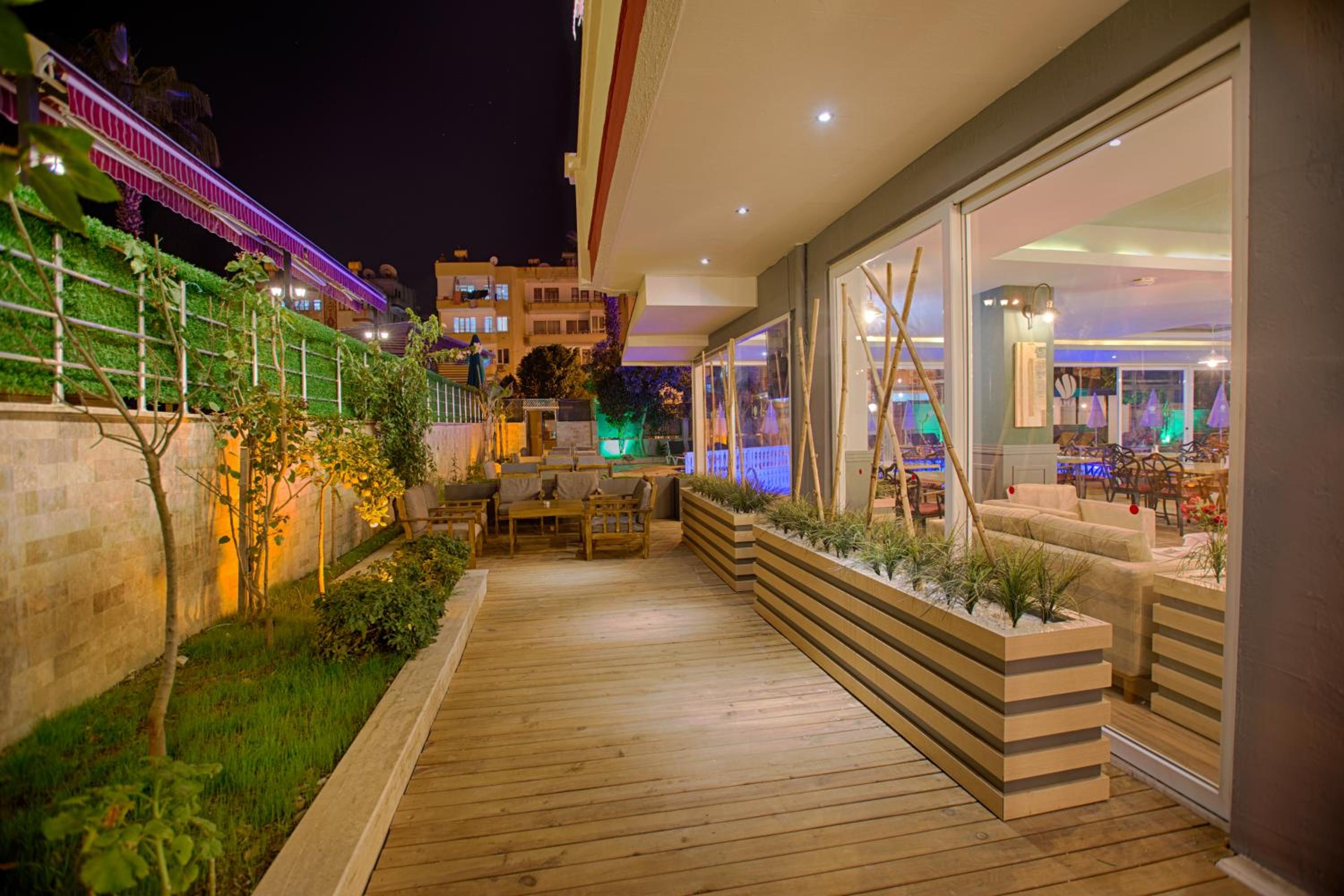 HMA Hotel & Suites - Image 62