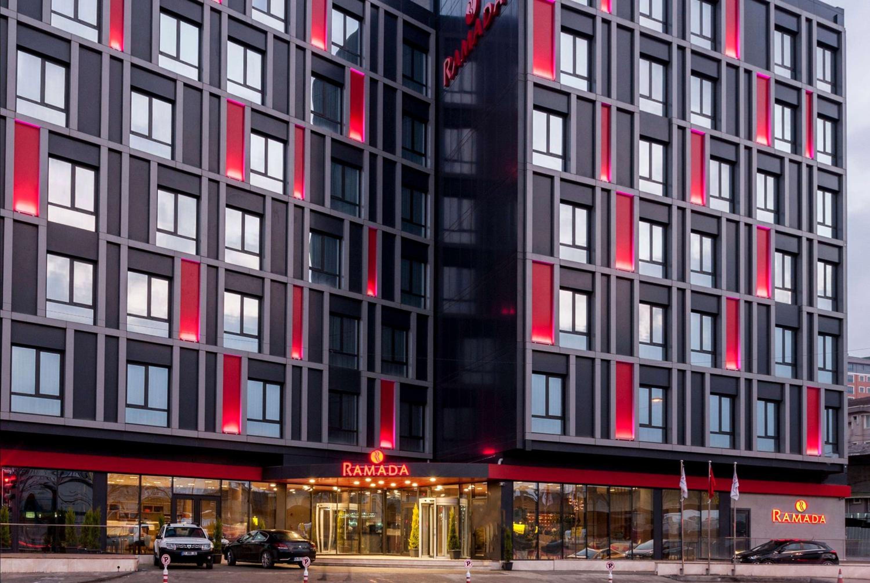 Ramada by Wyndham İstanbul Alibeykoy - Image 51