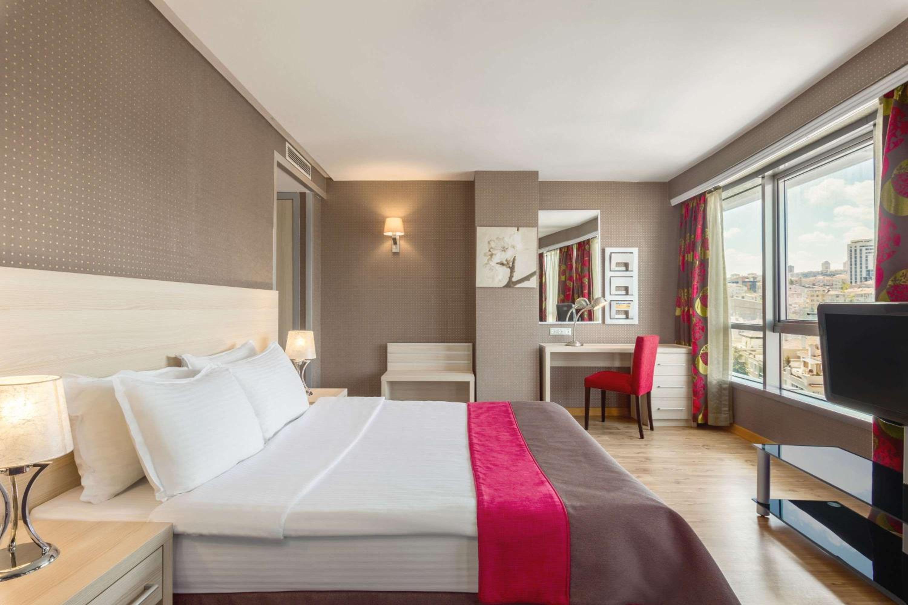 Ramada by Wyndham Ankara - Image 15