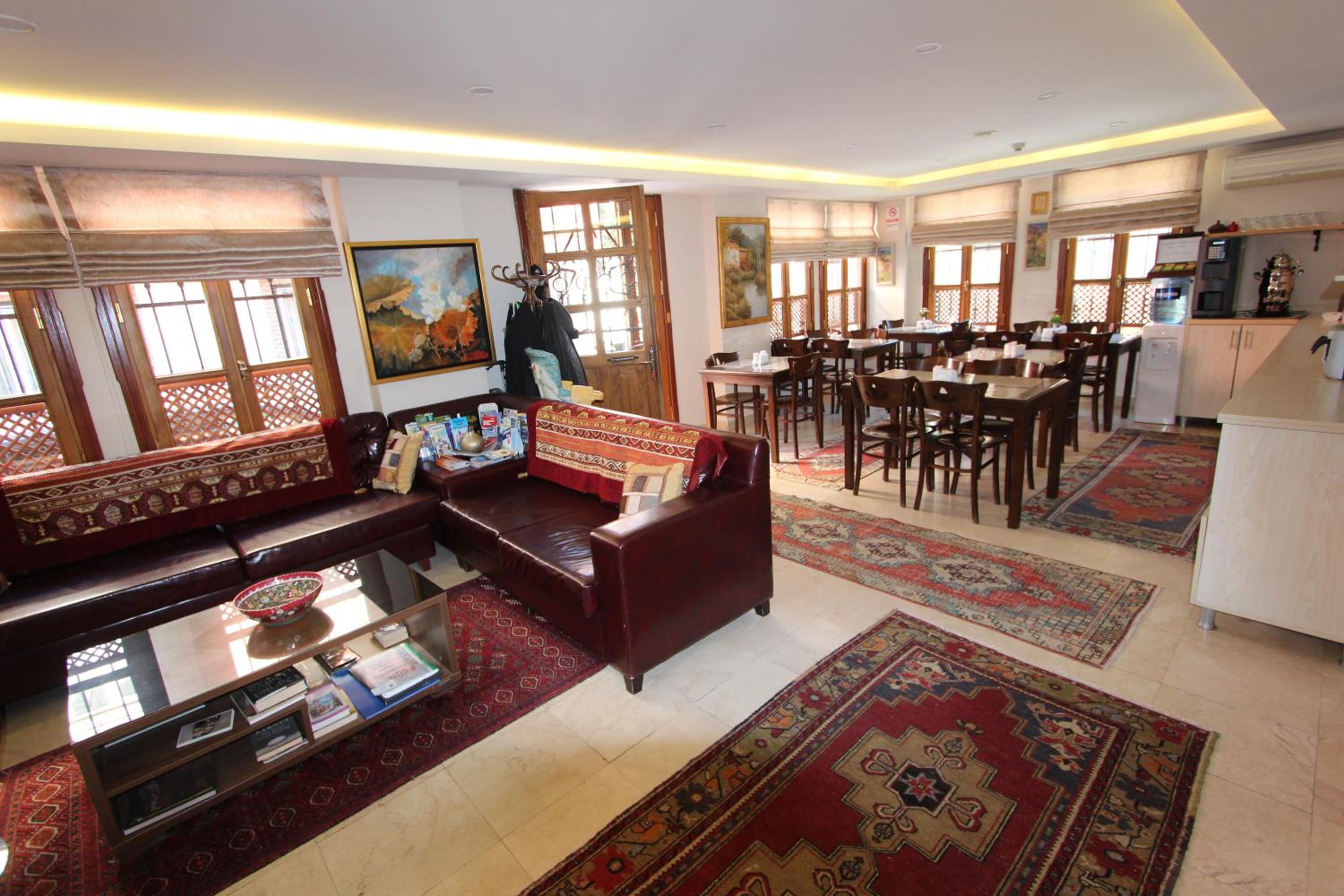 Sultan House - Image 55