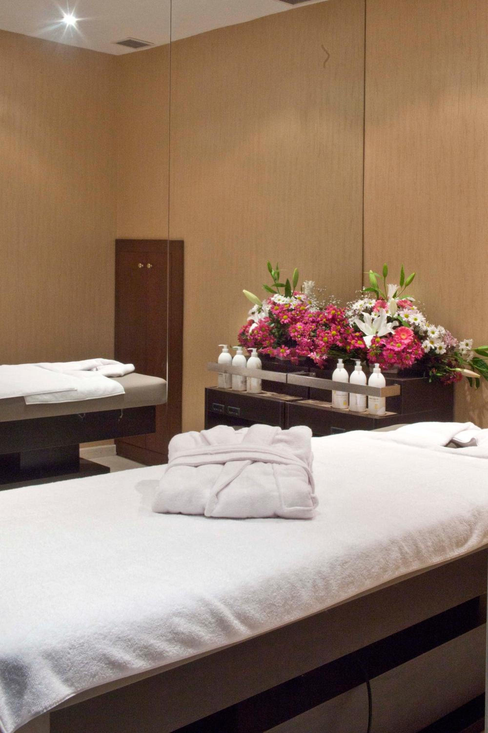Victory Hotel & Spa Istanbul - Image 29