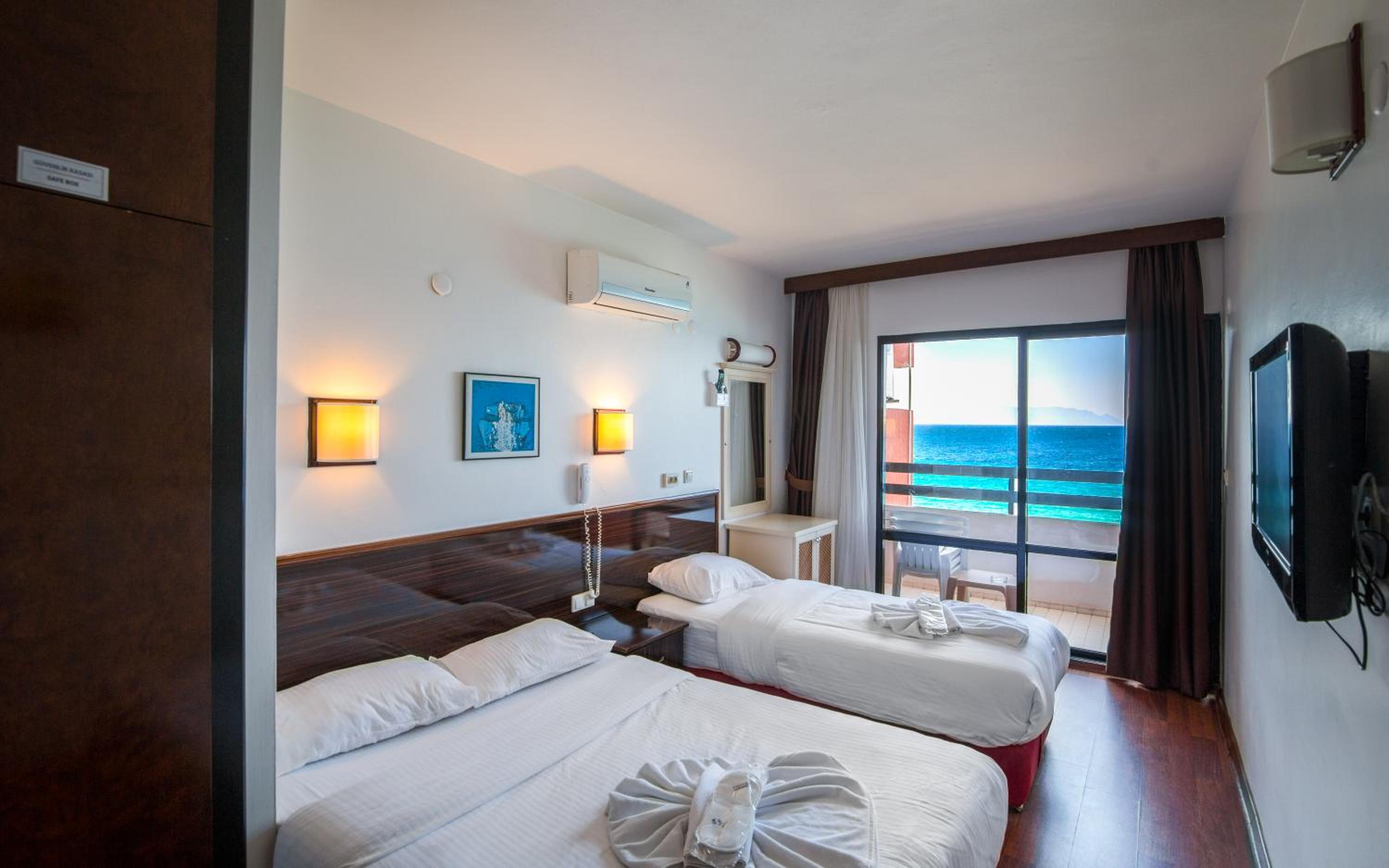 Hotel Sunday Beach - Image 13