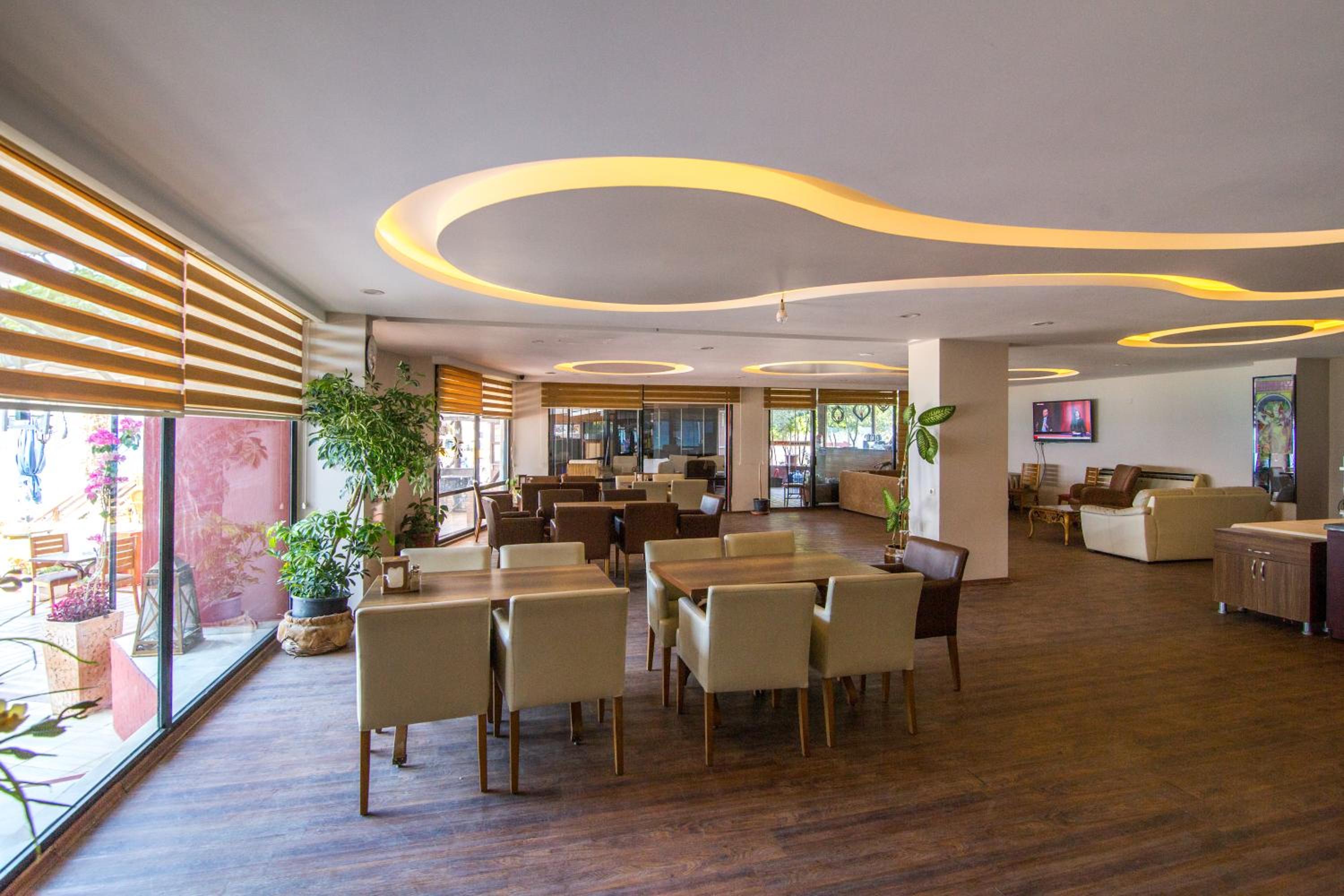 Hotel Sunday Beach - Image 8