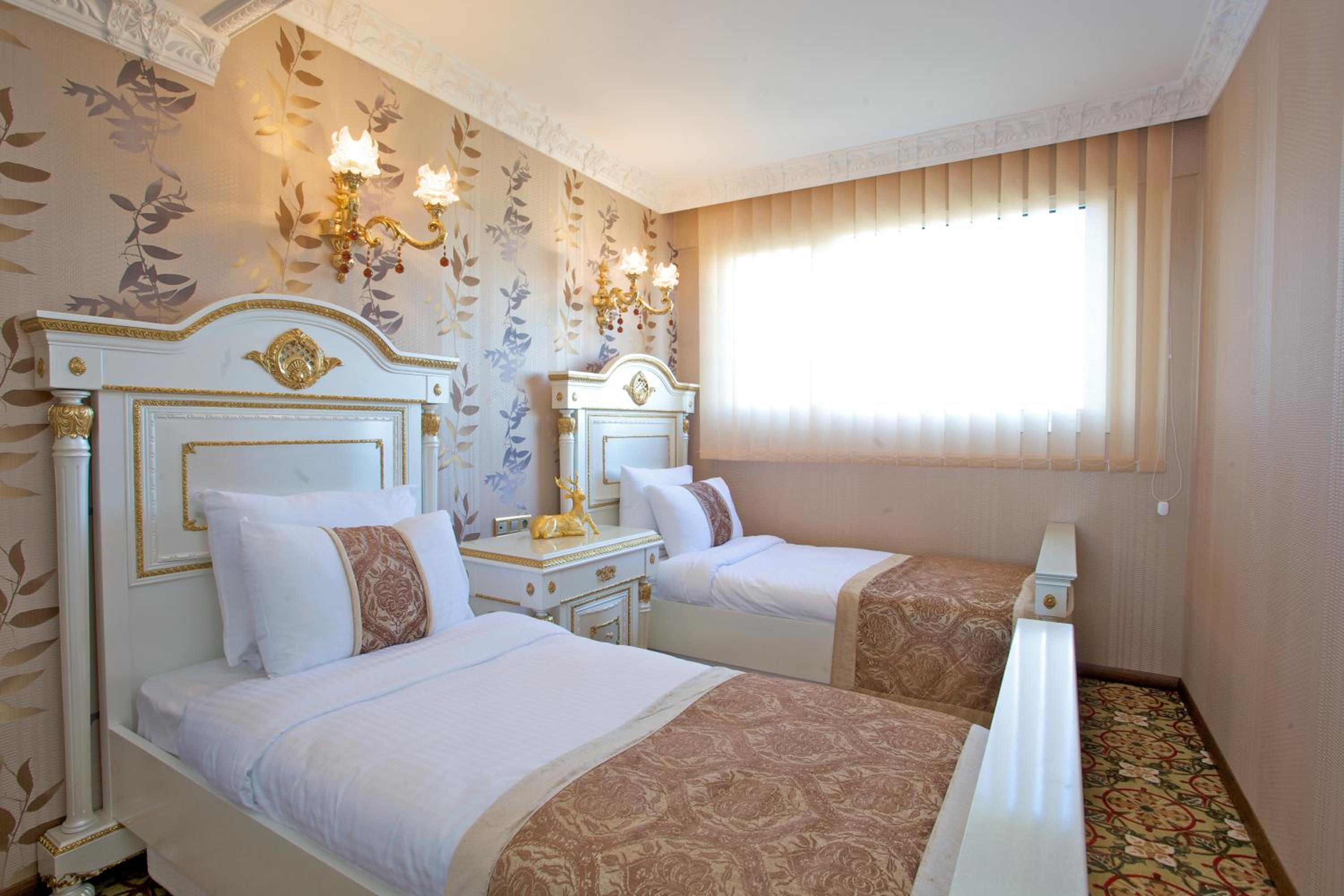 Marmaray Hotel - Image 37