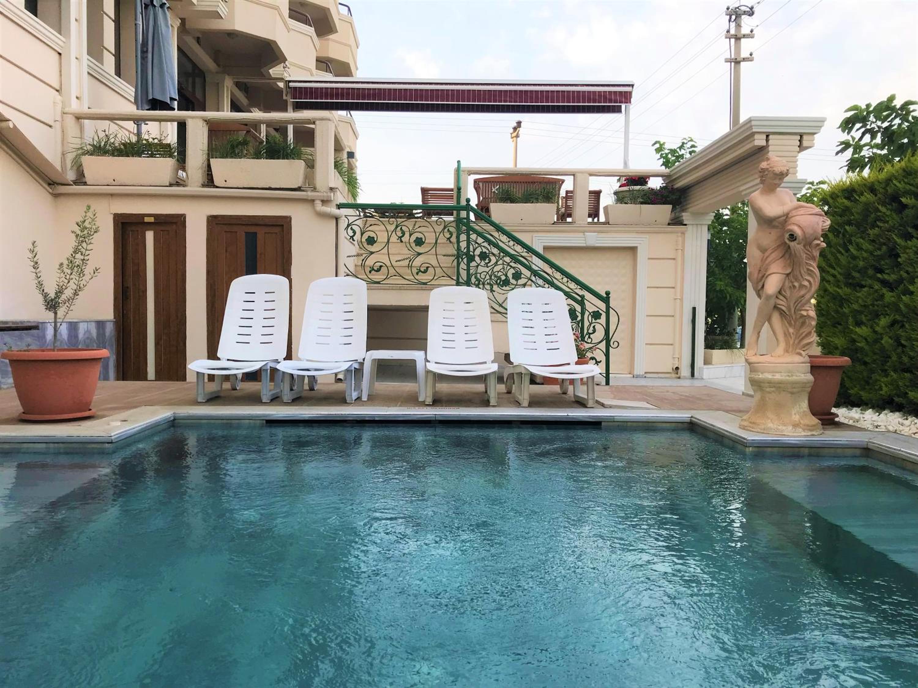 Lord Hotel - Image 15