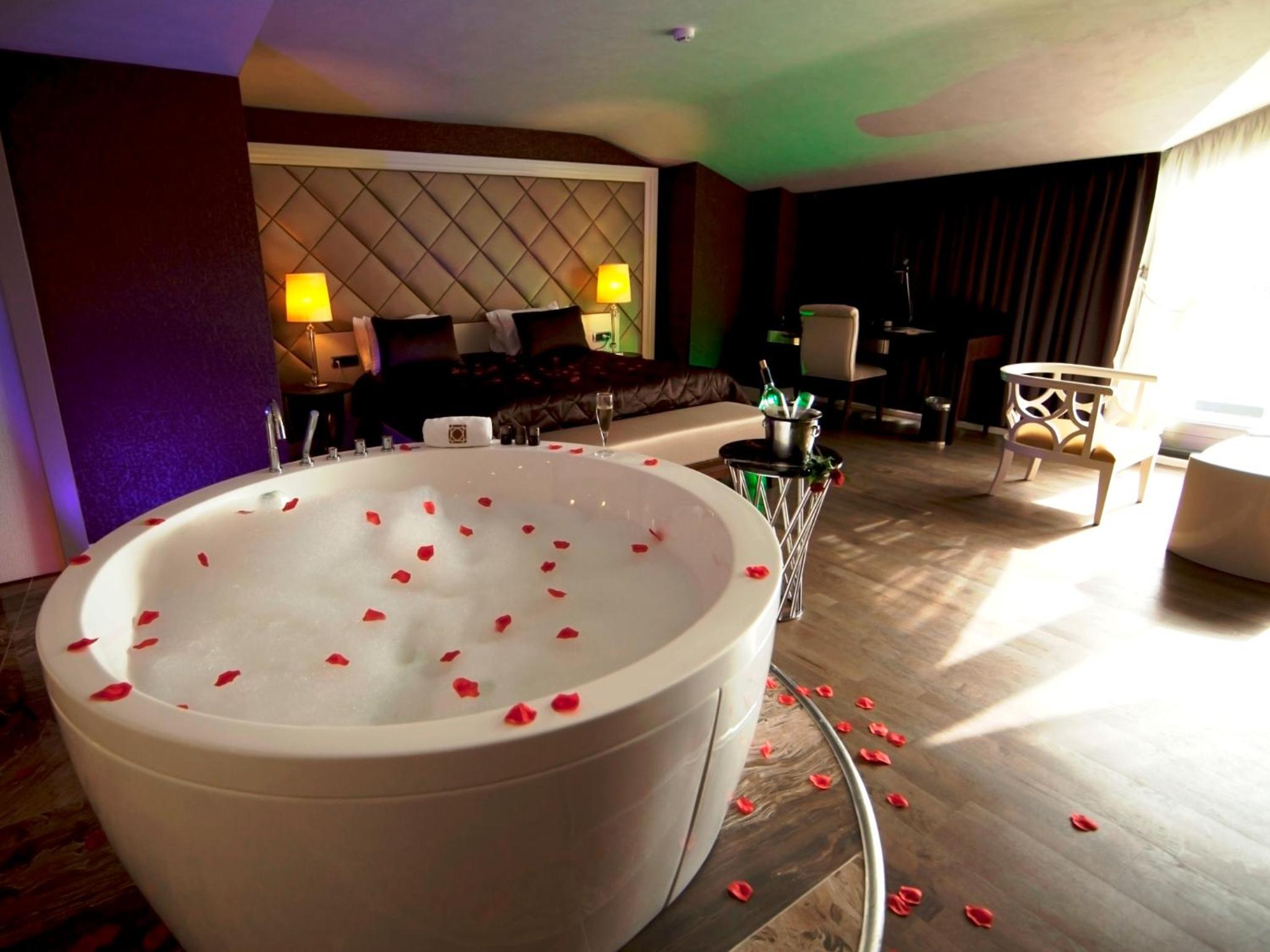 Taba Luxury Suites and Hotel - Image 31
