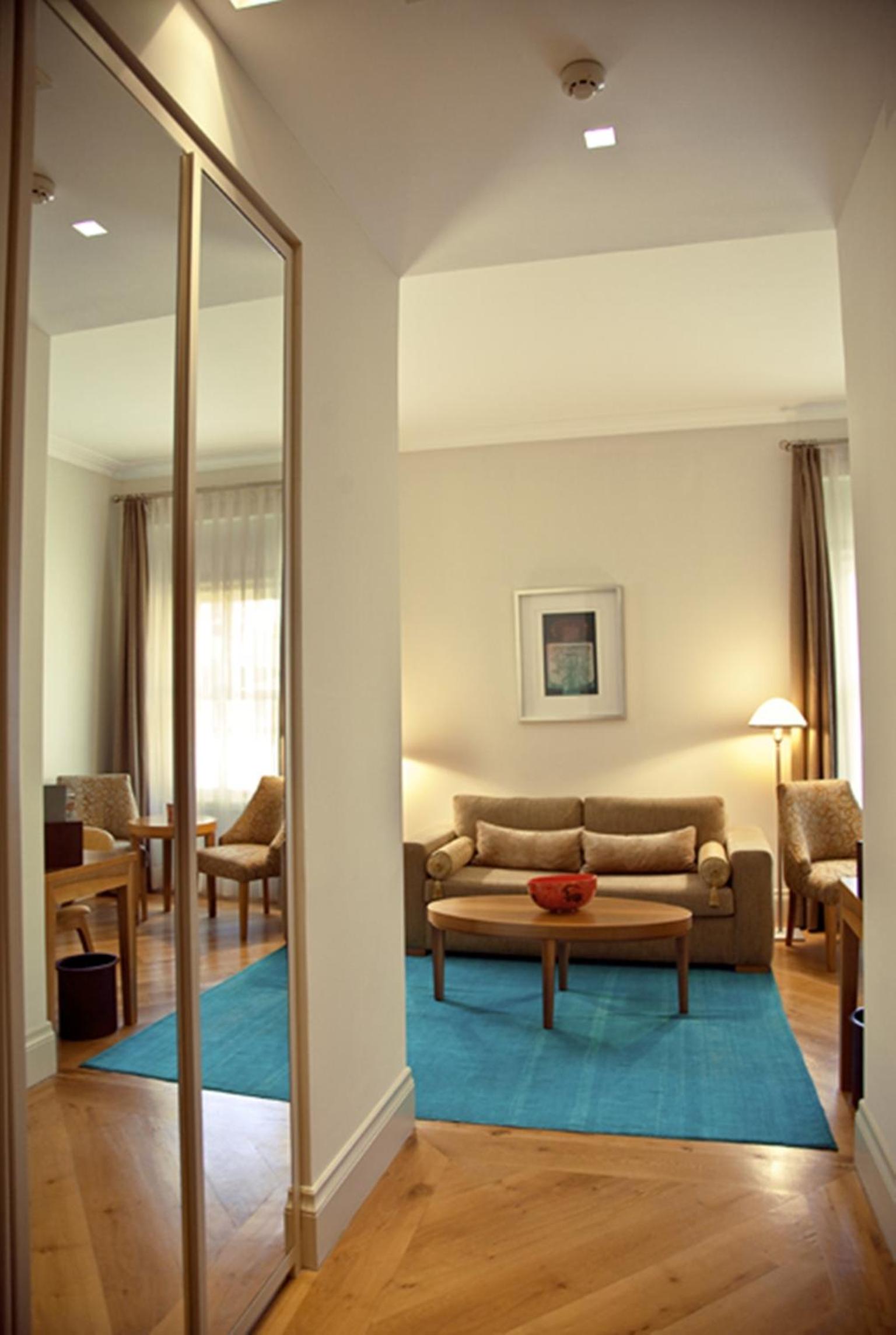 Tomtom Suites - Image 74
