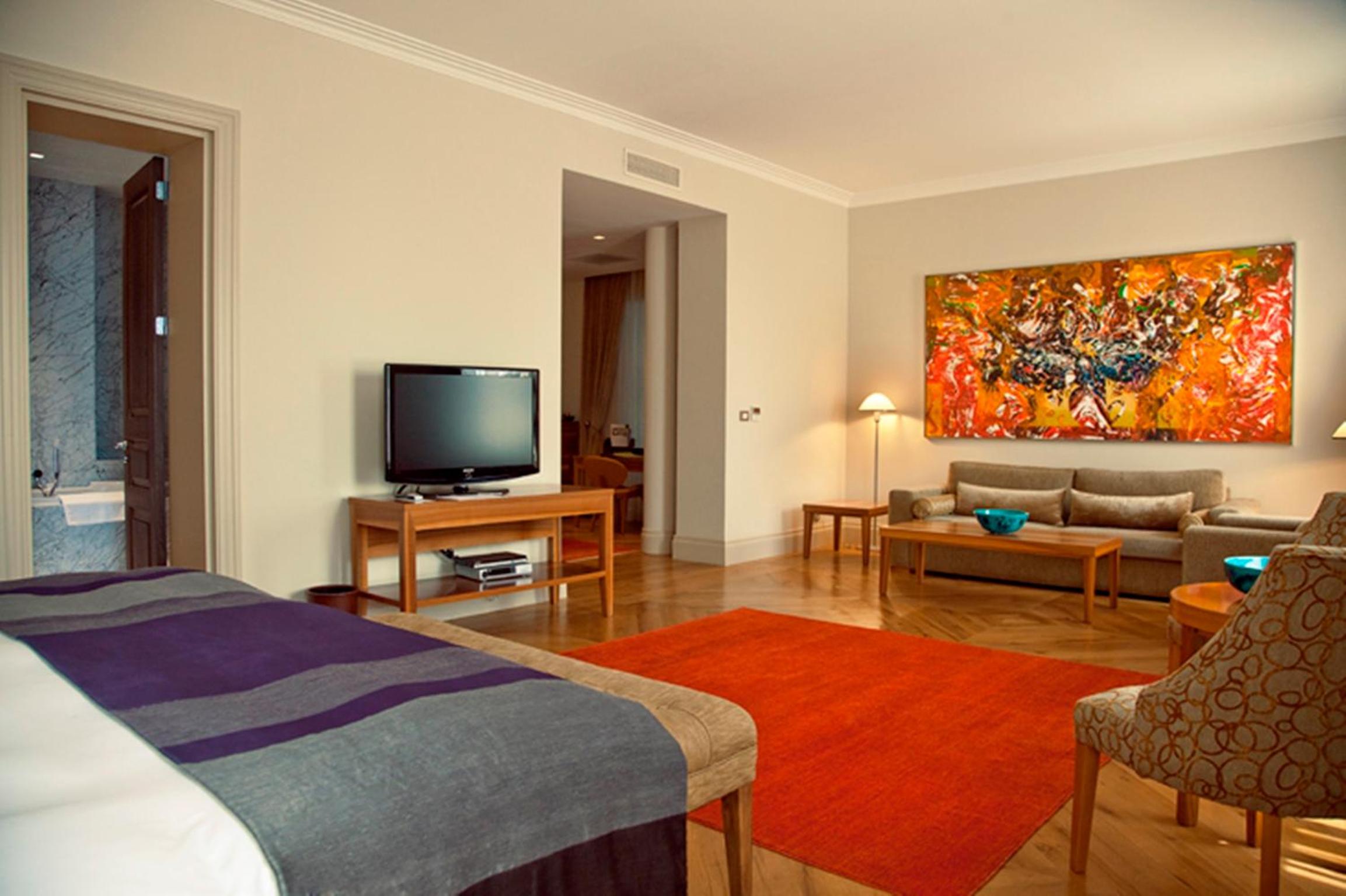 Tomtom Suites - Image 82
