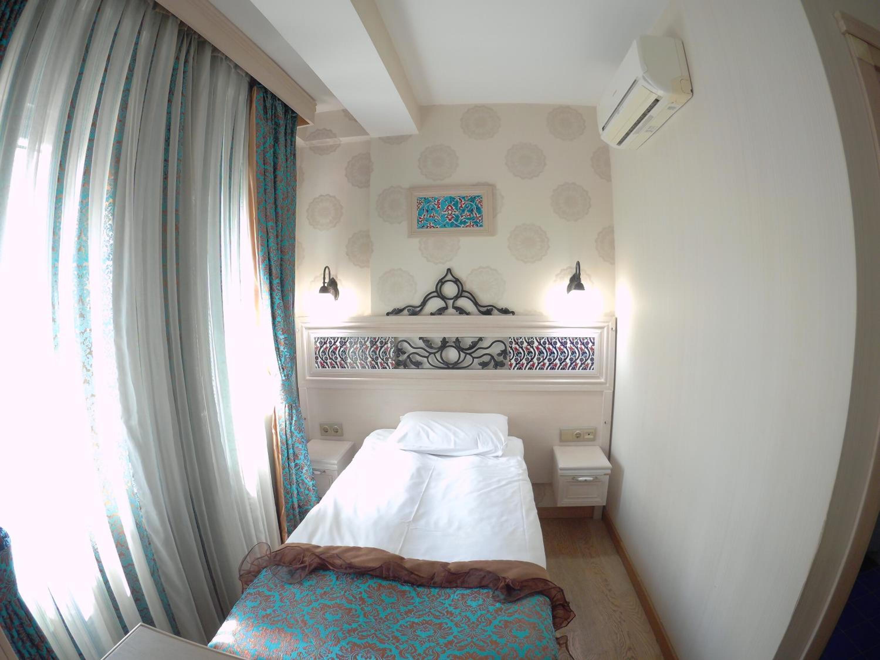 Hotel Novano - Image 15