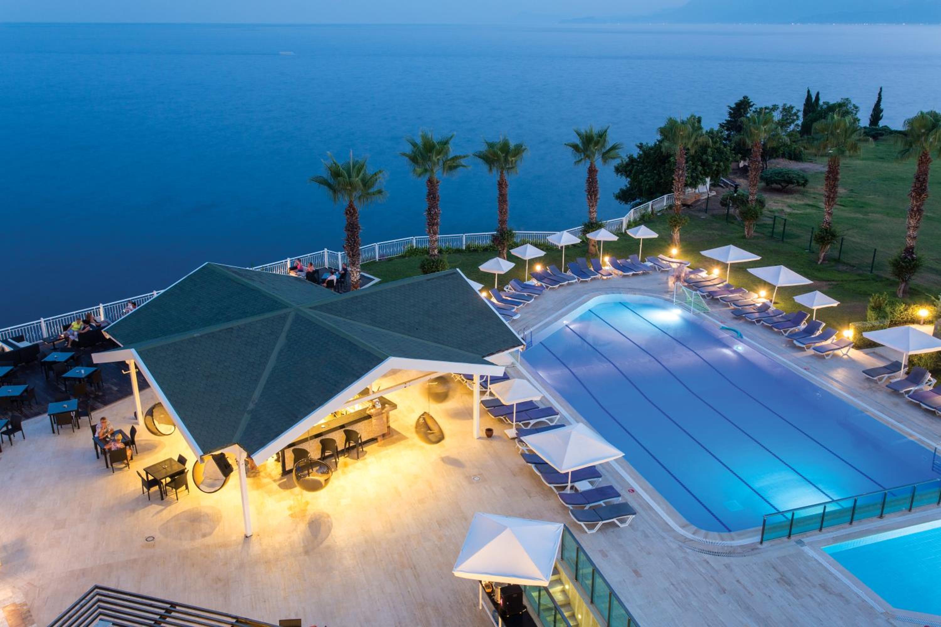 Falcon Otel - Image 12