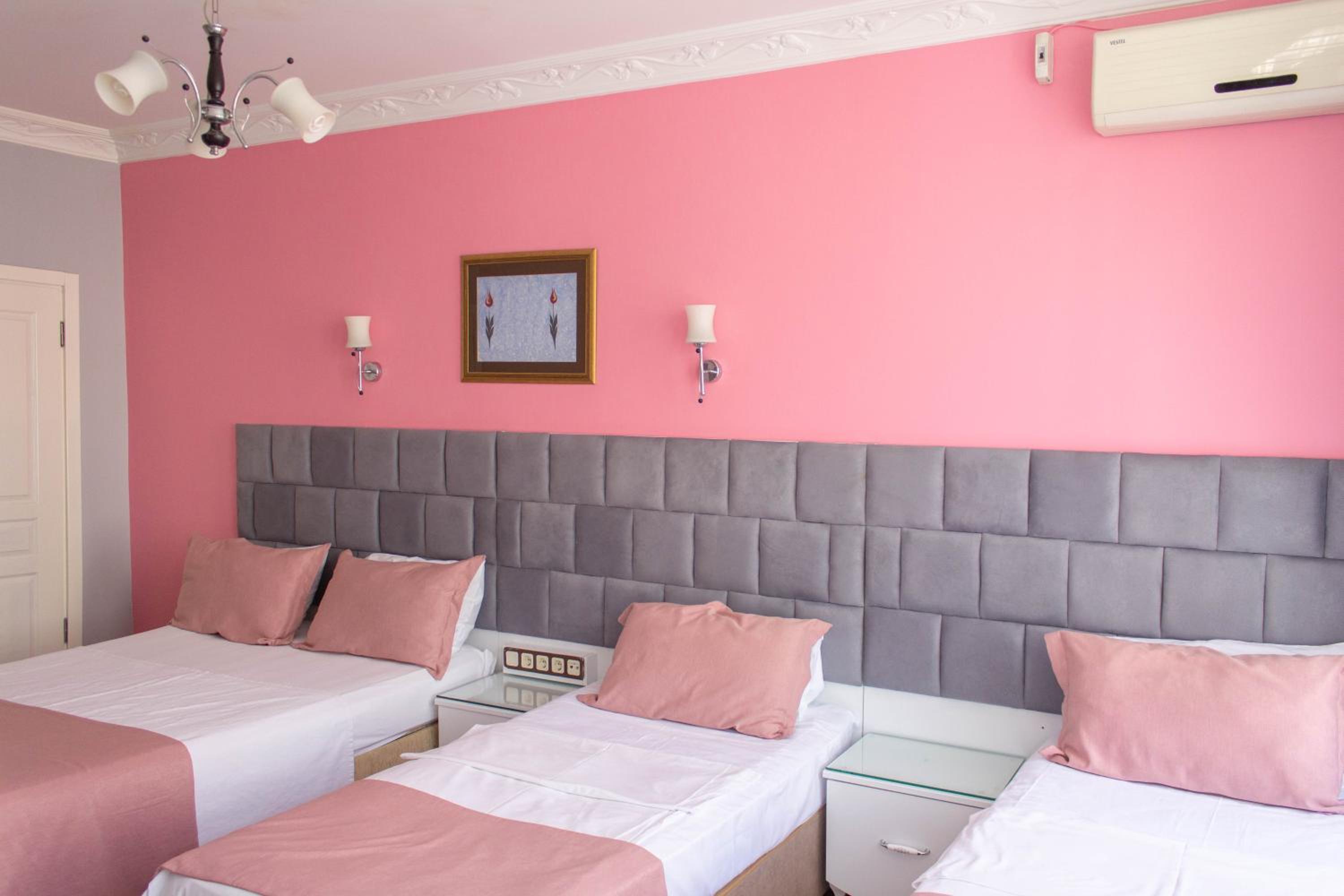 Hotel Tulip House - Image 9