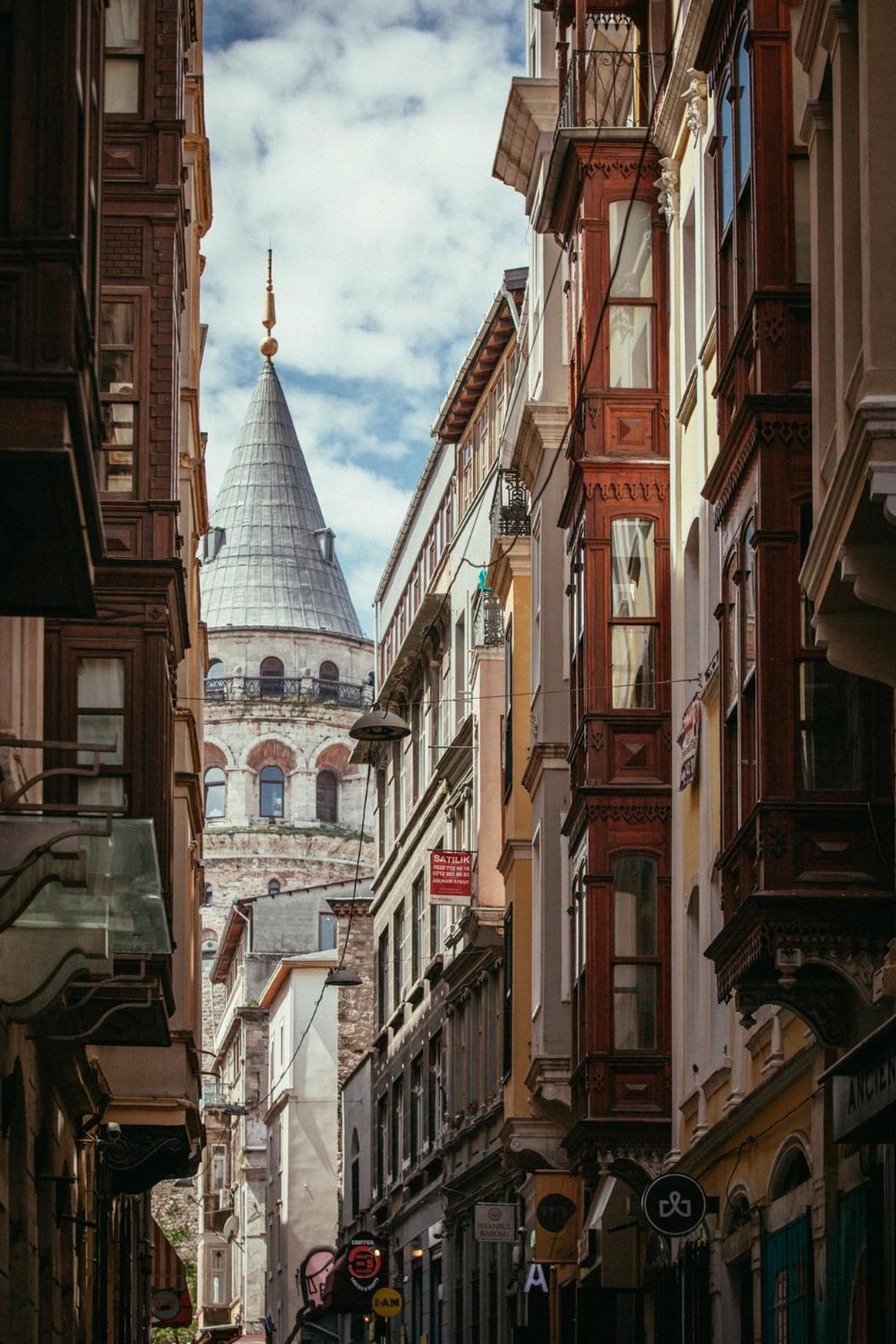 Georges Otel Galata - Image 46
