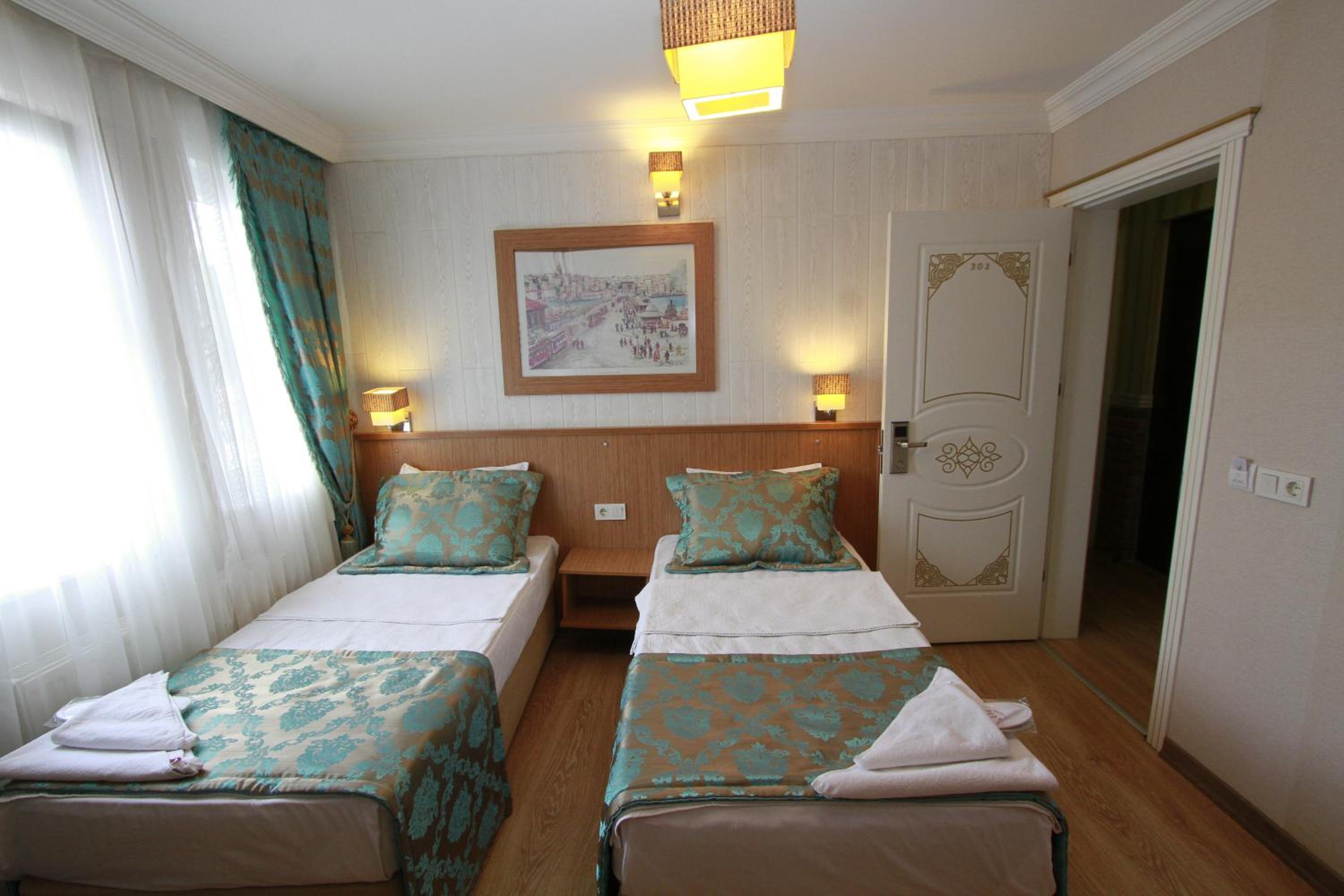 Agora Boutique Hotel & Bistro - Image 25