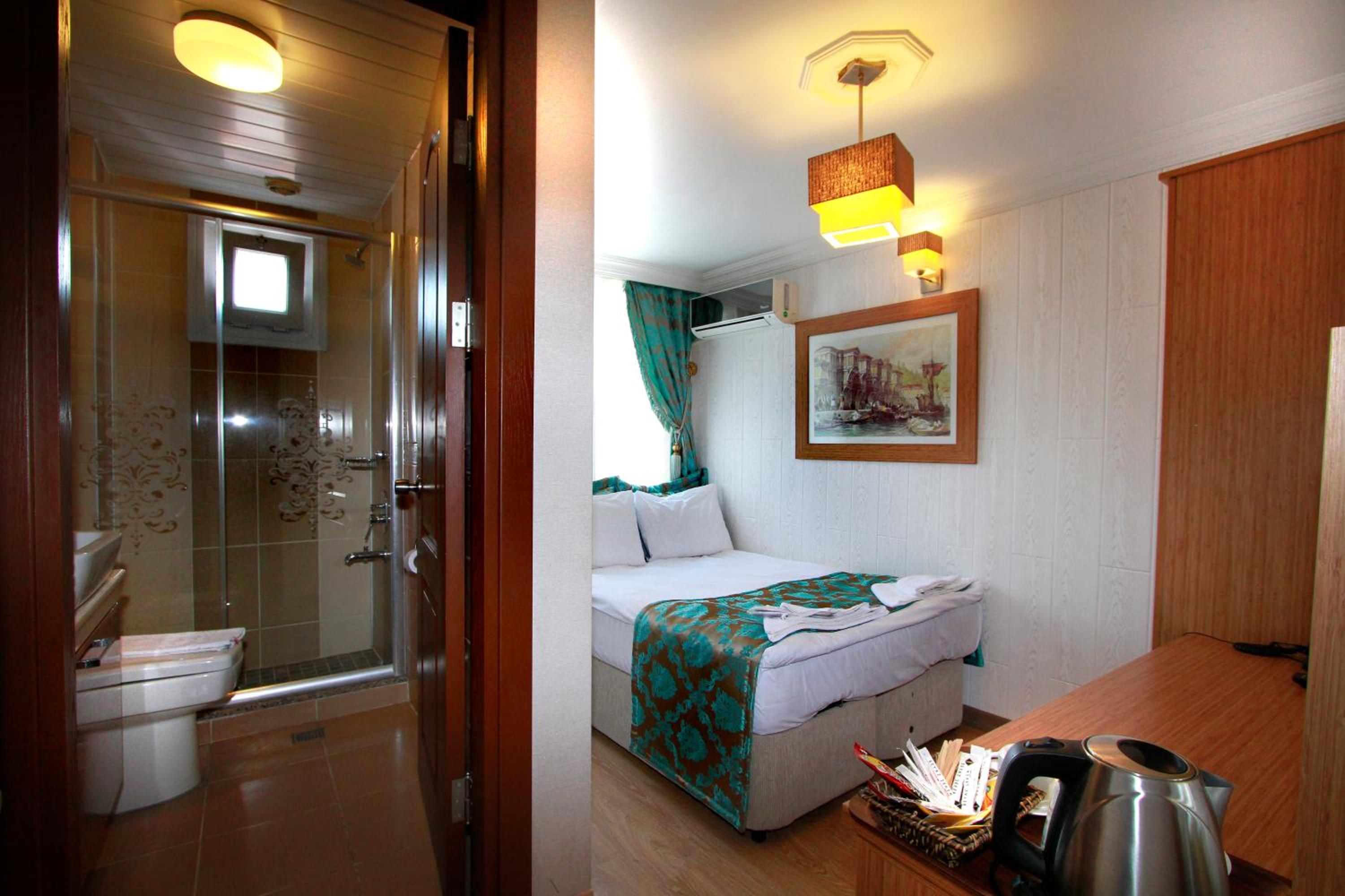 Agora Boutique Hotel & Bistro - Image 22