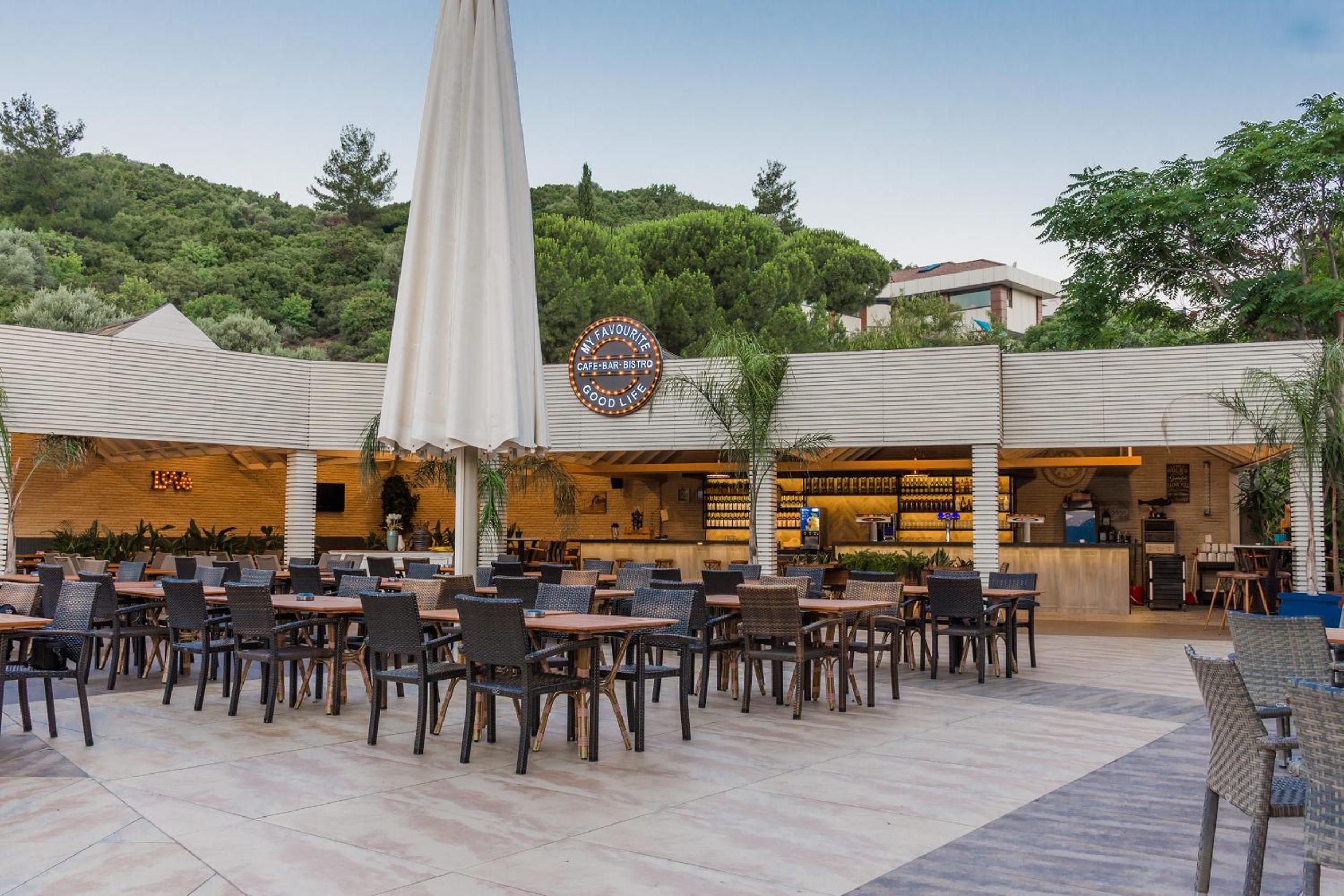Grand Cettia Hotel - Image 47