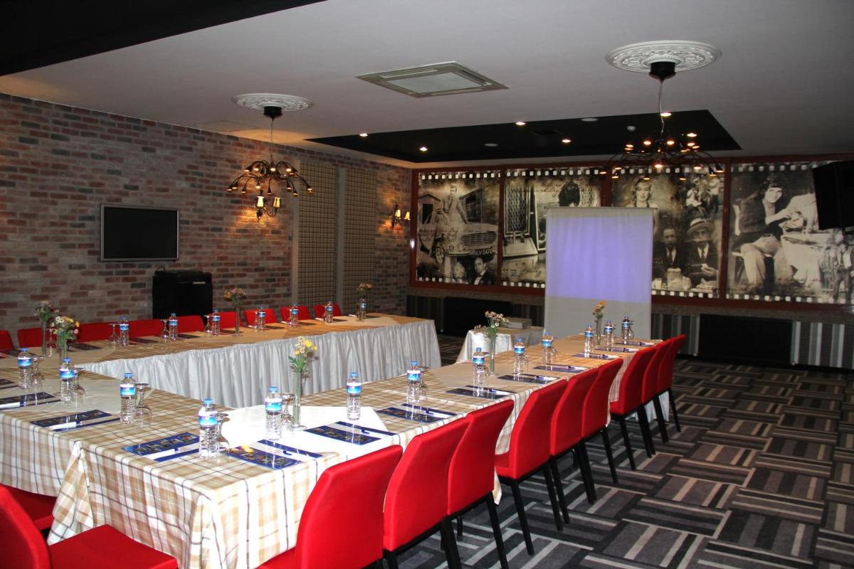 Maltepe 2000 Hotel - Image 59