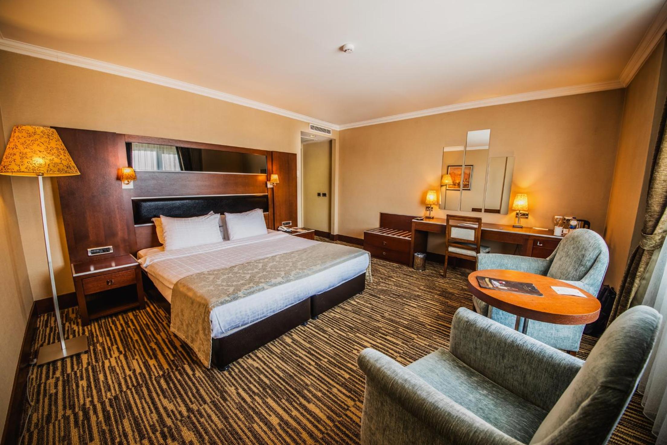 Dream Hill Business Deluxe Hotel Asia - Image 84