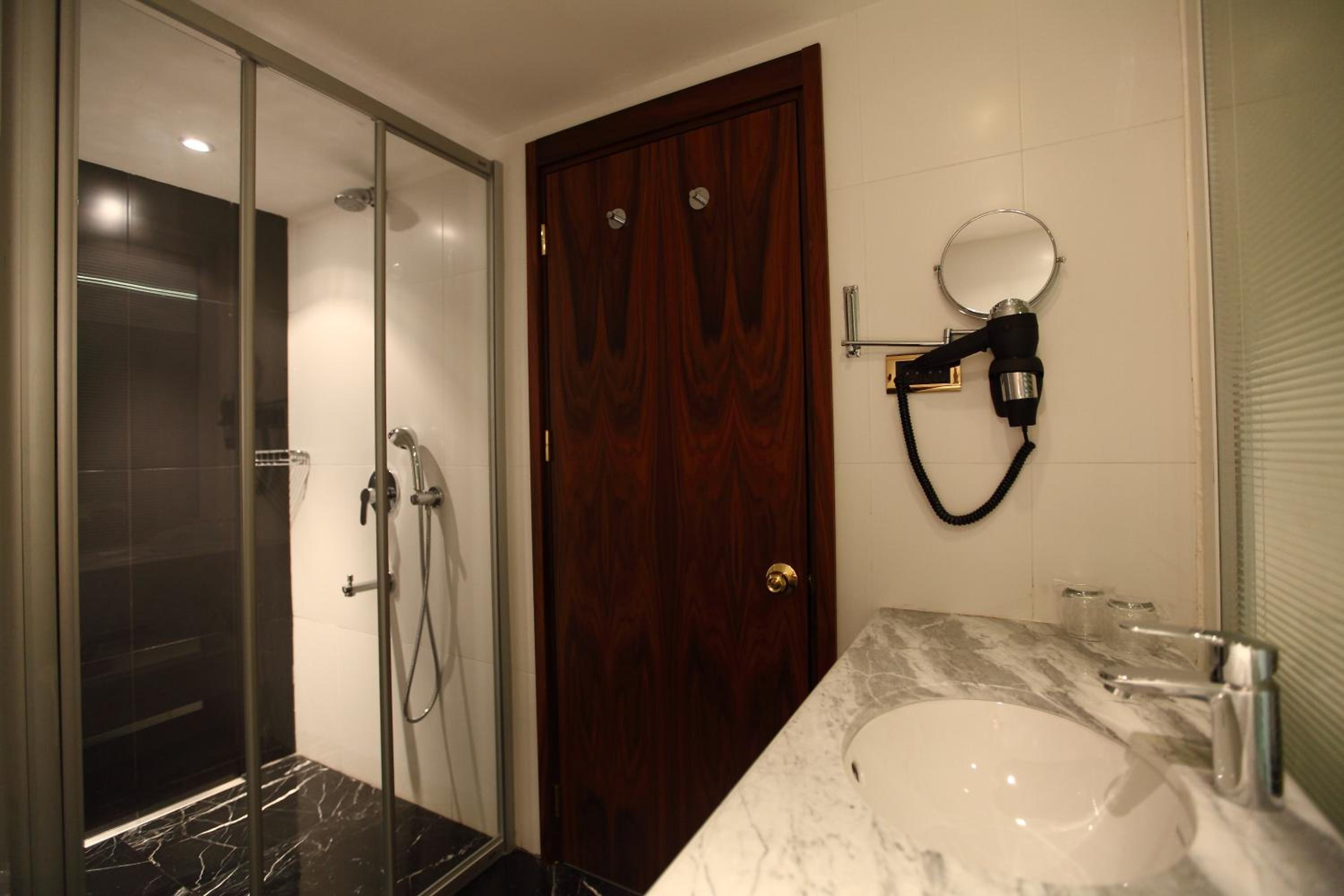 Victory Hotel & Spa Istanbul - Image 46