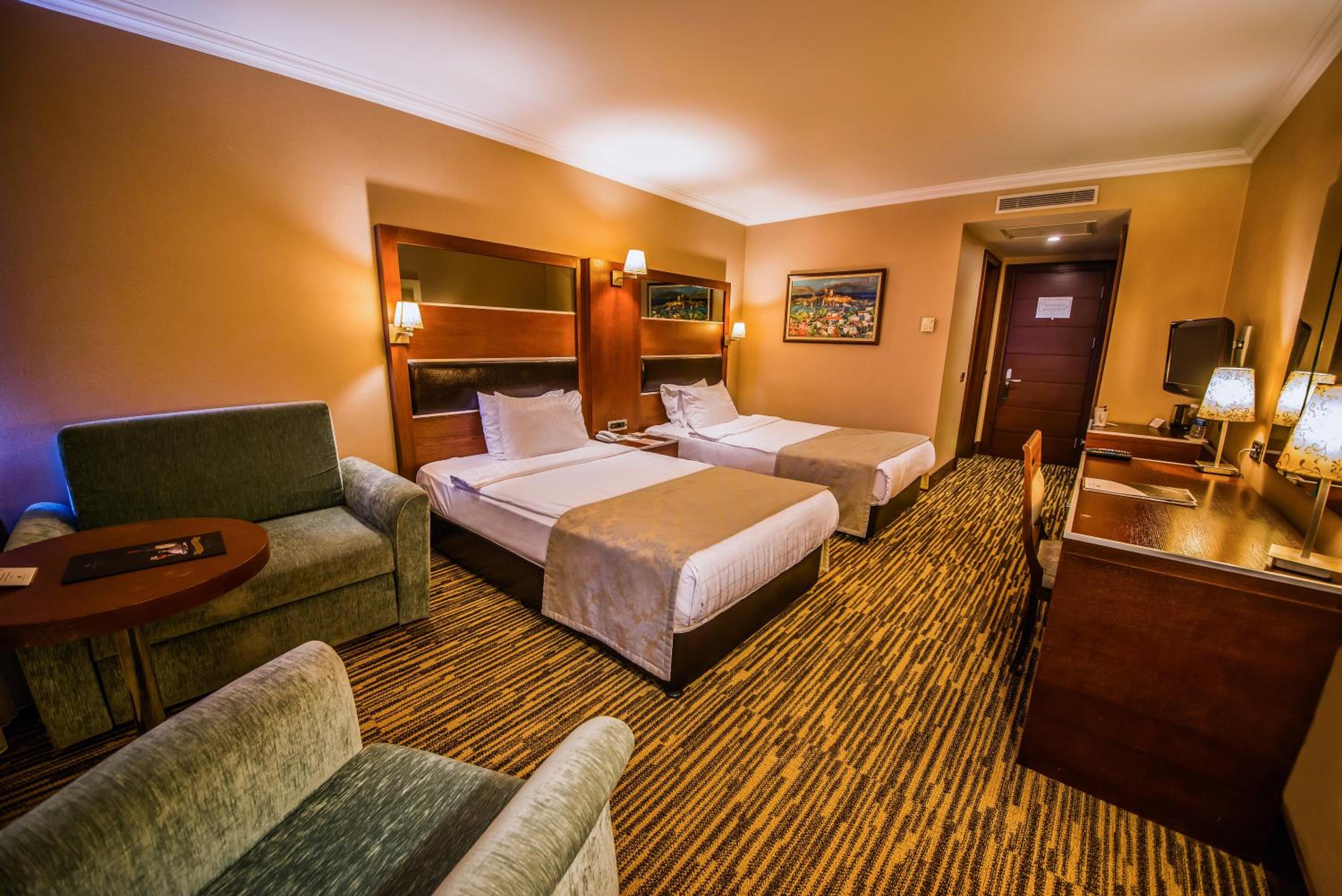 Dream Hill Business Deluxe Hotel Asia - Image 79