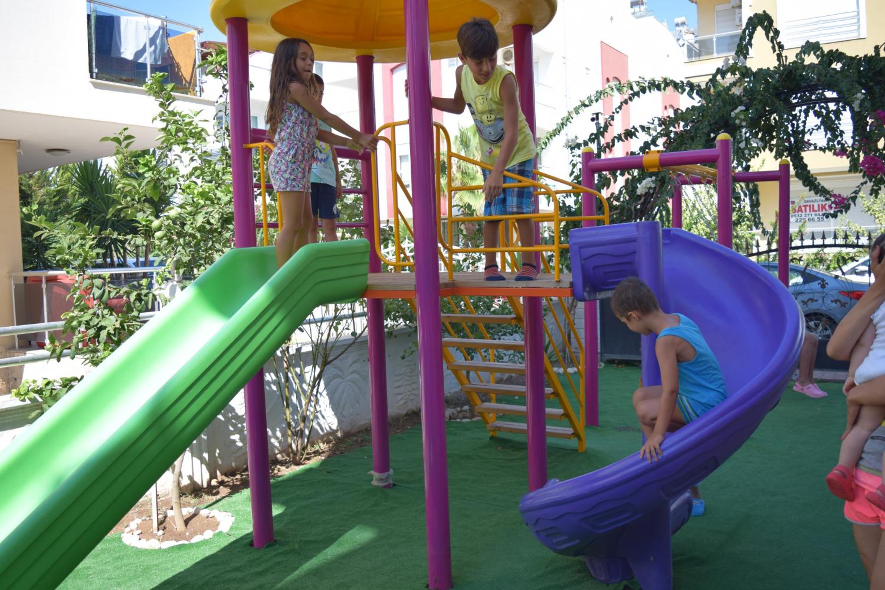 Güden-Pearl - Image 104