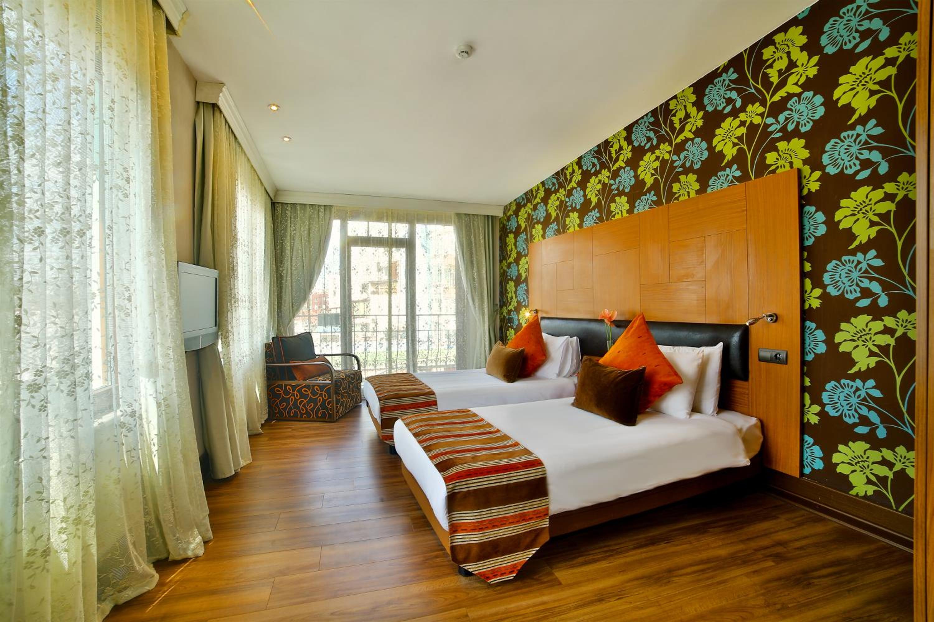 Konak Hotel Taksim - Image 17