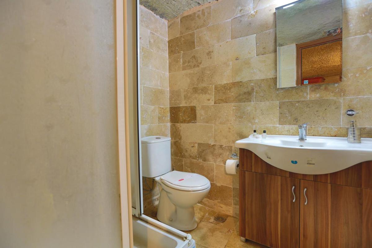 Guven Cave Hotel - Image 61