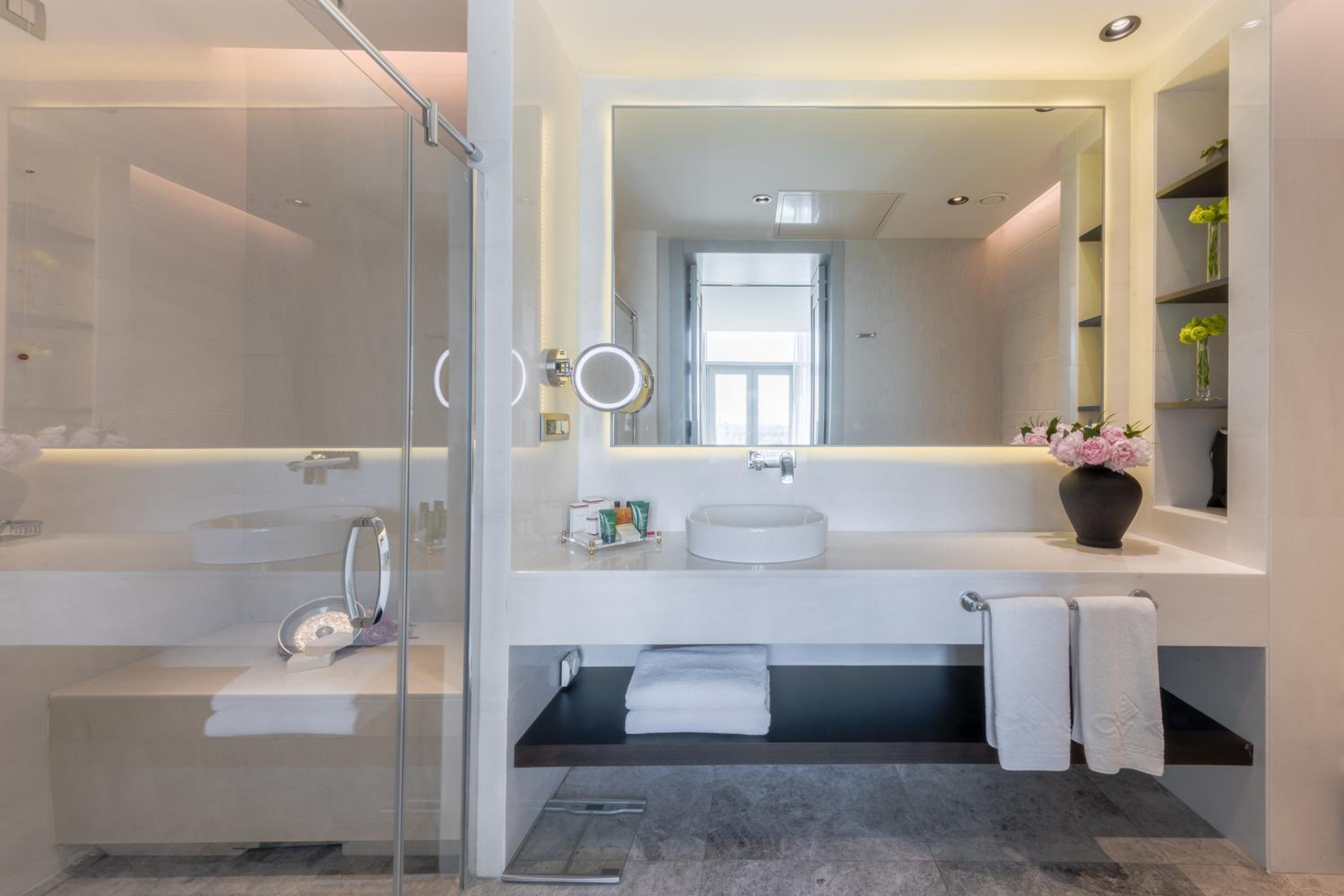 CVK Taksim Hotel Istanbul - Image 31