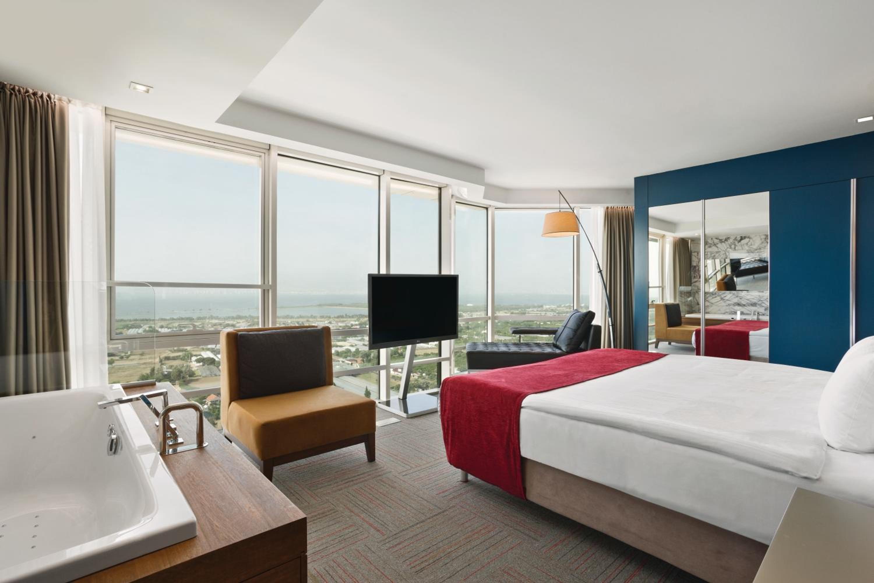 Ramada Encore by Wyndham İzmir - Image 65