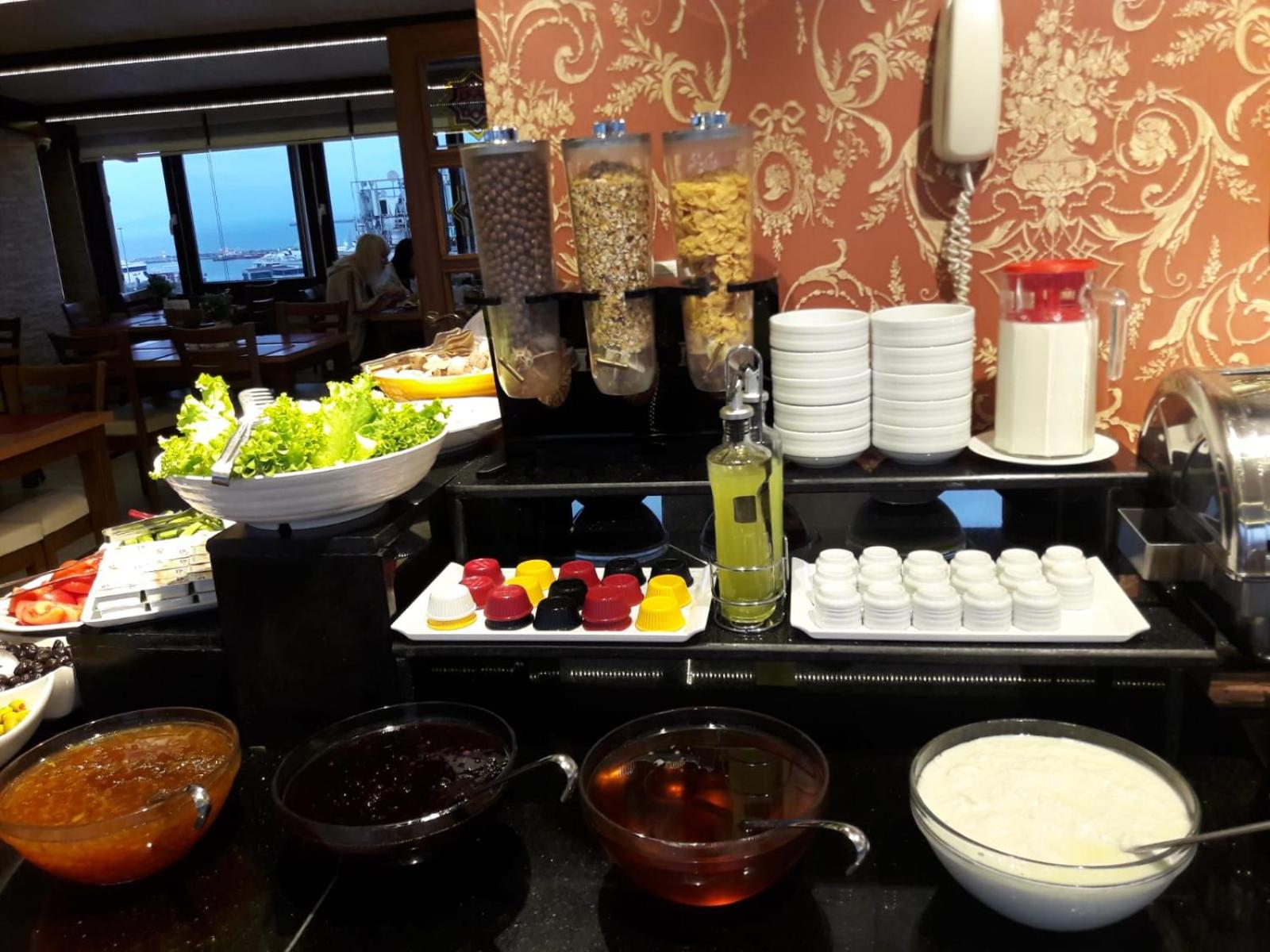 Grand Unal Otel - Image 18