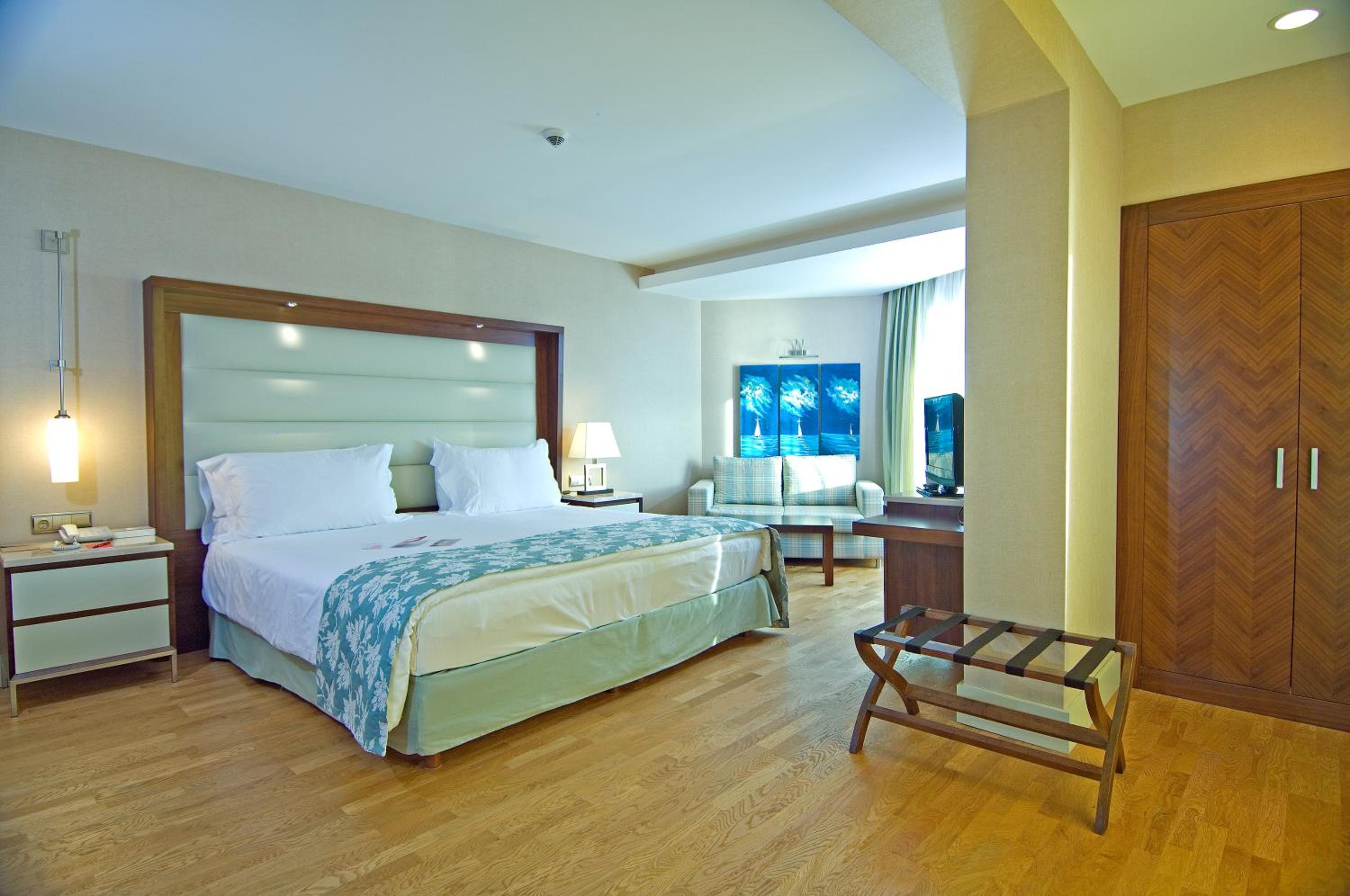 Ramada Plaza Antalya - Image 86