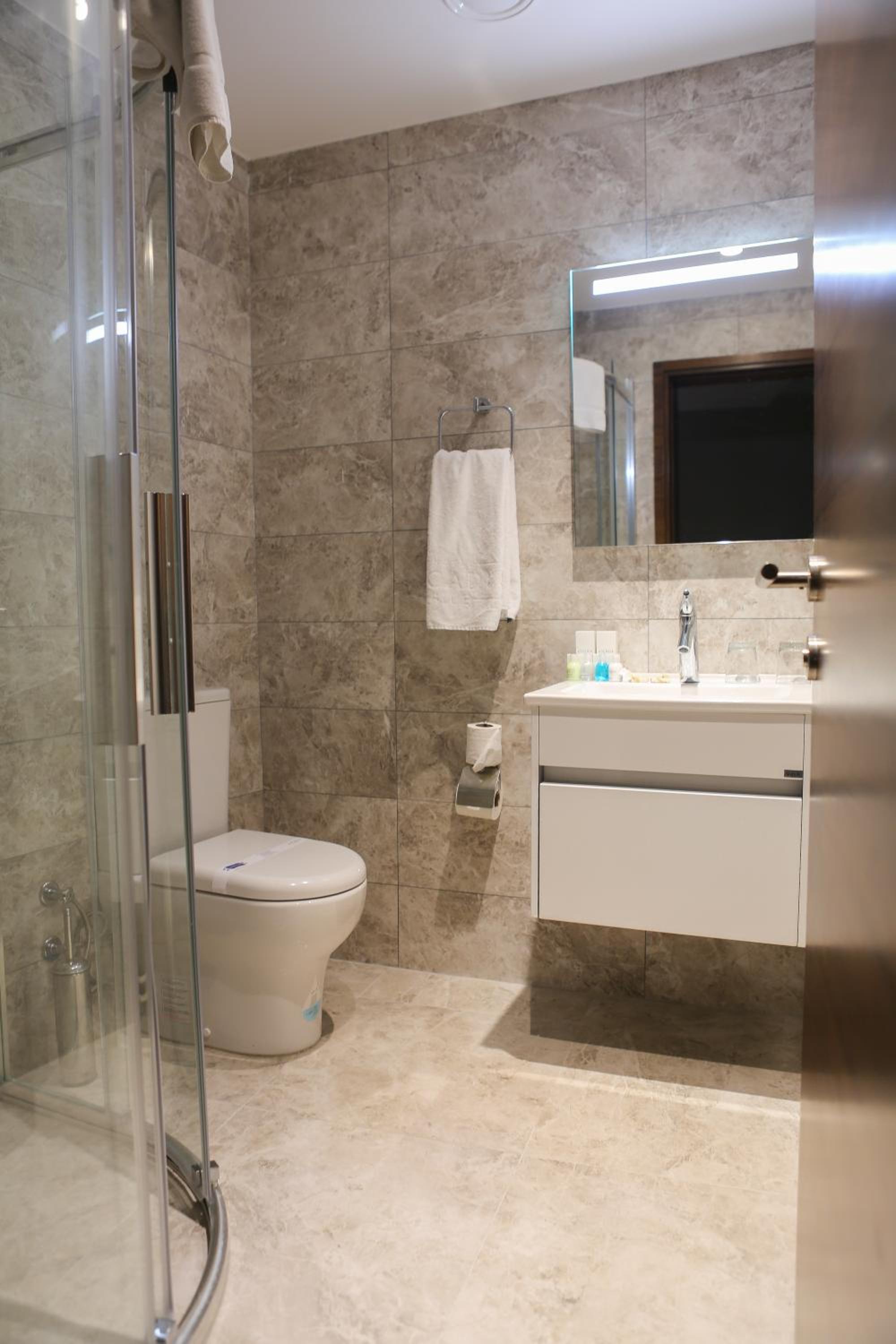 Hotel Arcadia Blue Istanbul - Image 48