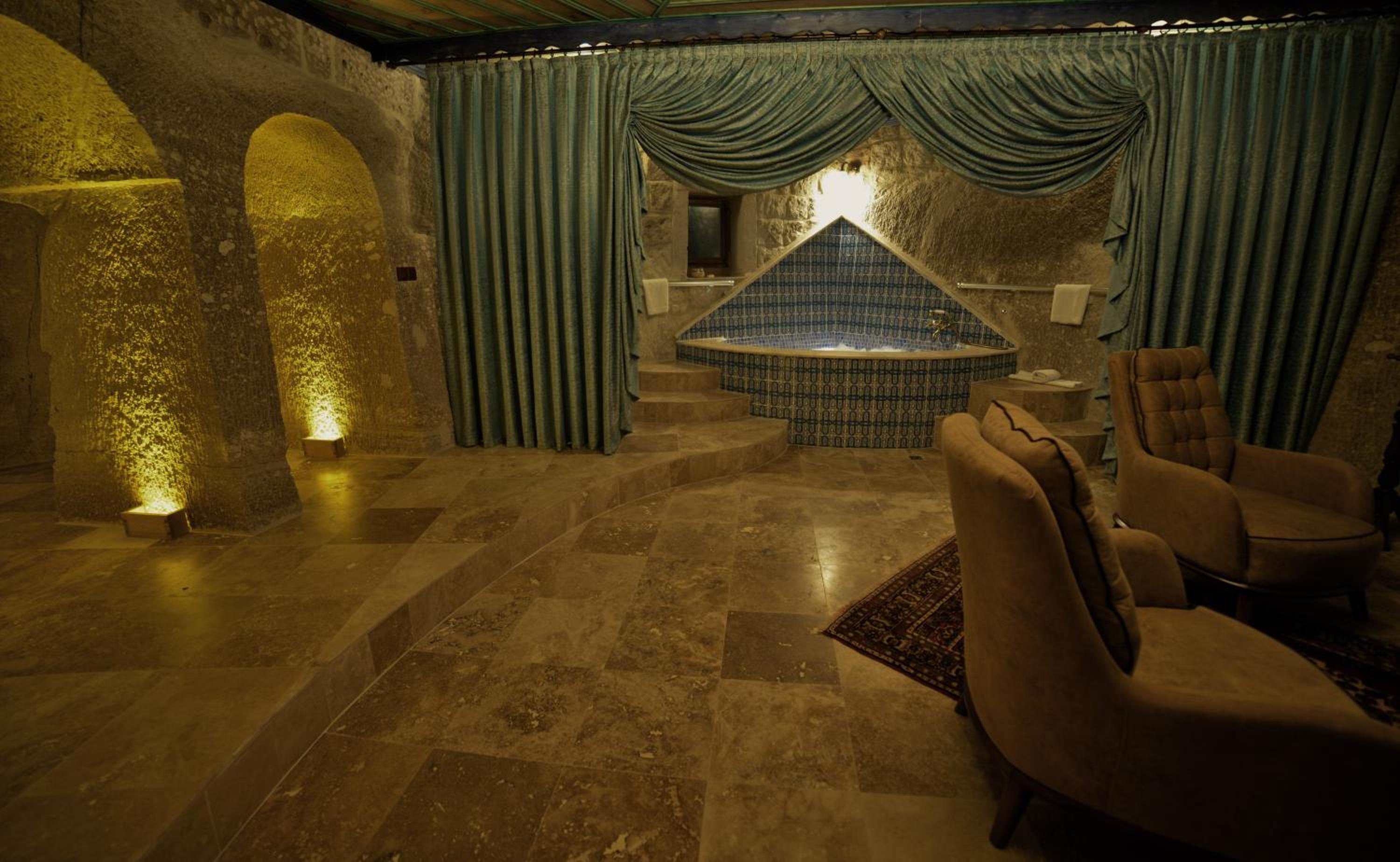 Grand Cave Suites - Image 14