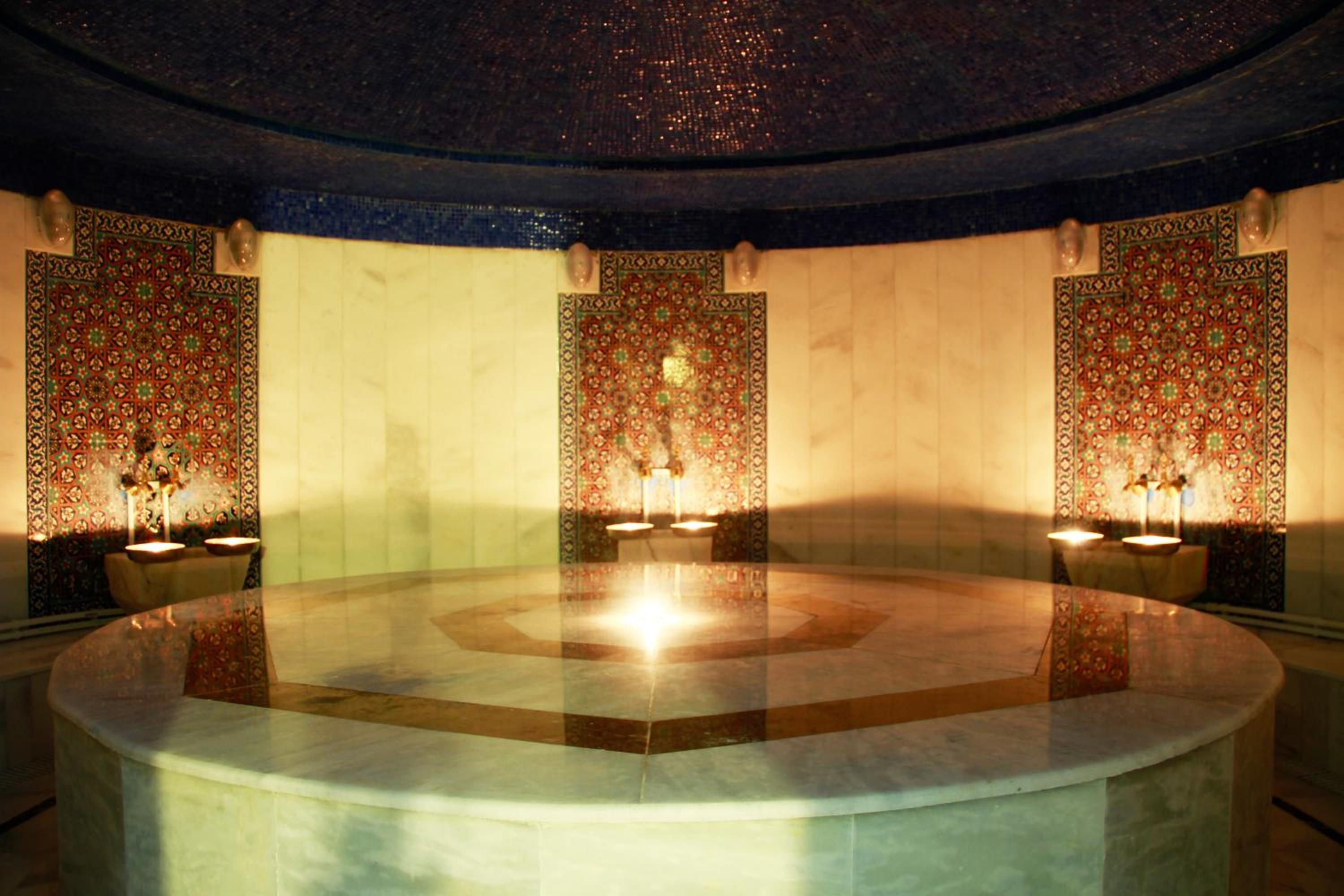 Tourist Hotel - Image 27
