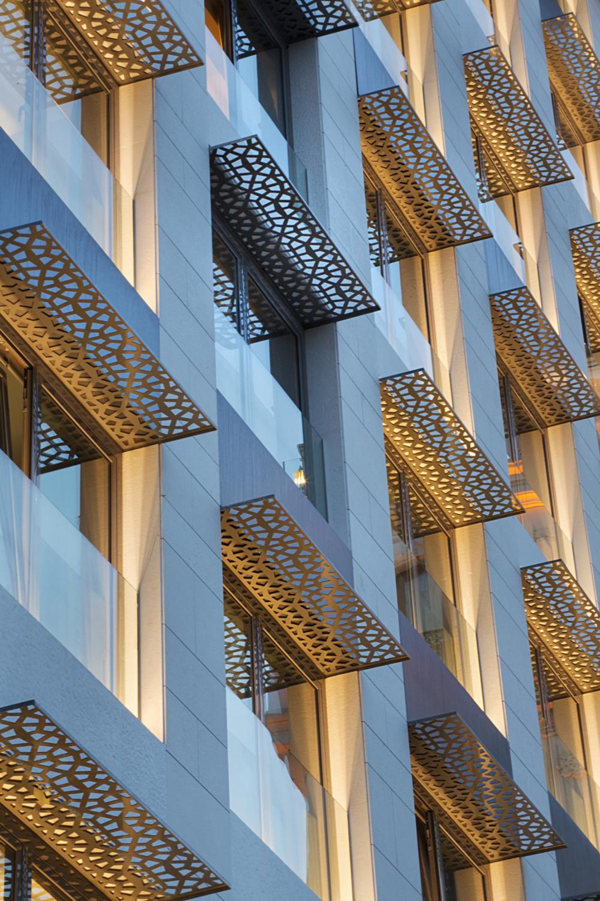 Hotel Arcadia Blue Istanbul - Image 23