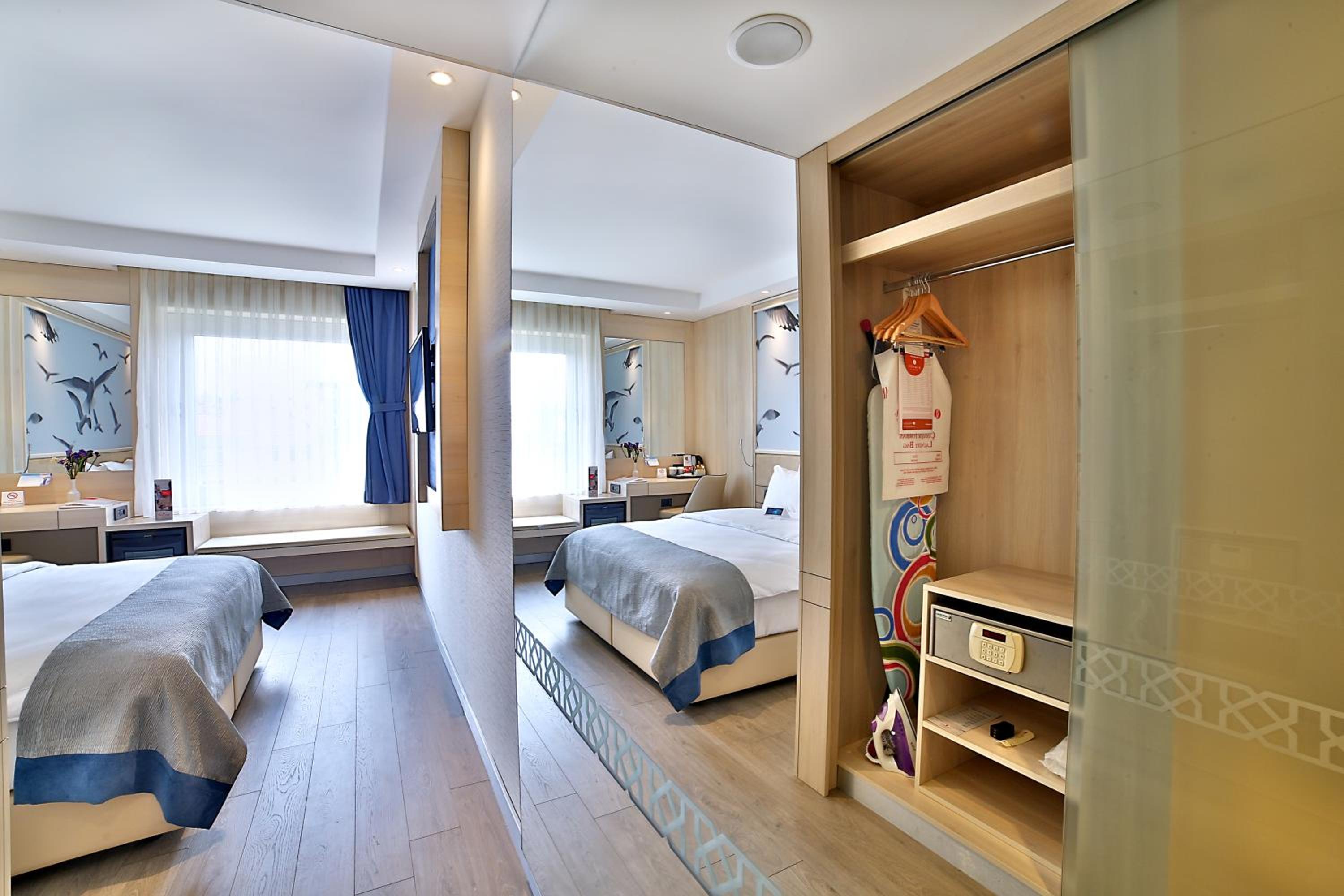 Ramada by Wyndham İstanbul Eski Şehir - Image 16