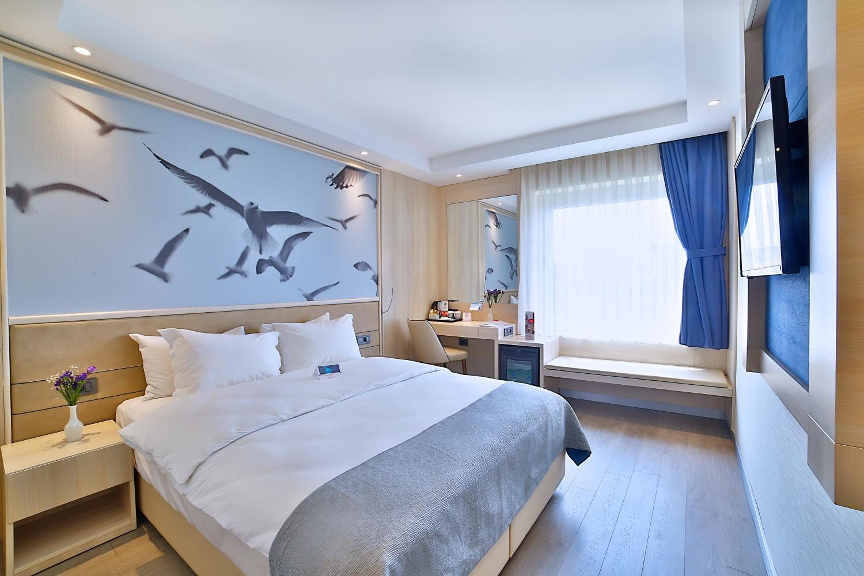 Ramada by Wyndham İstanbul Eski Şehir - Image 56