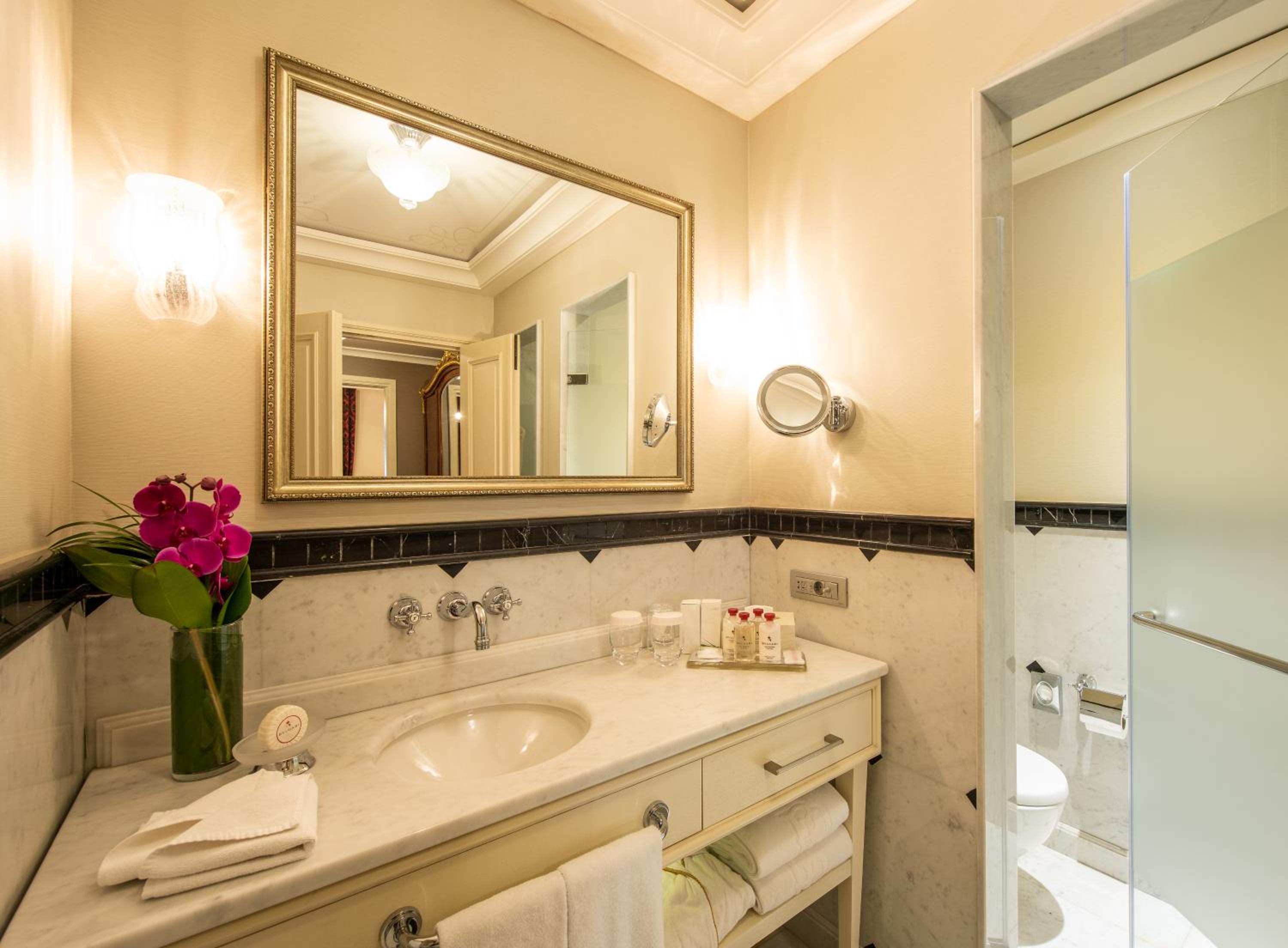 Pera Palace Hotel - Image 42
